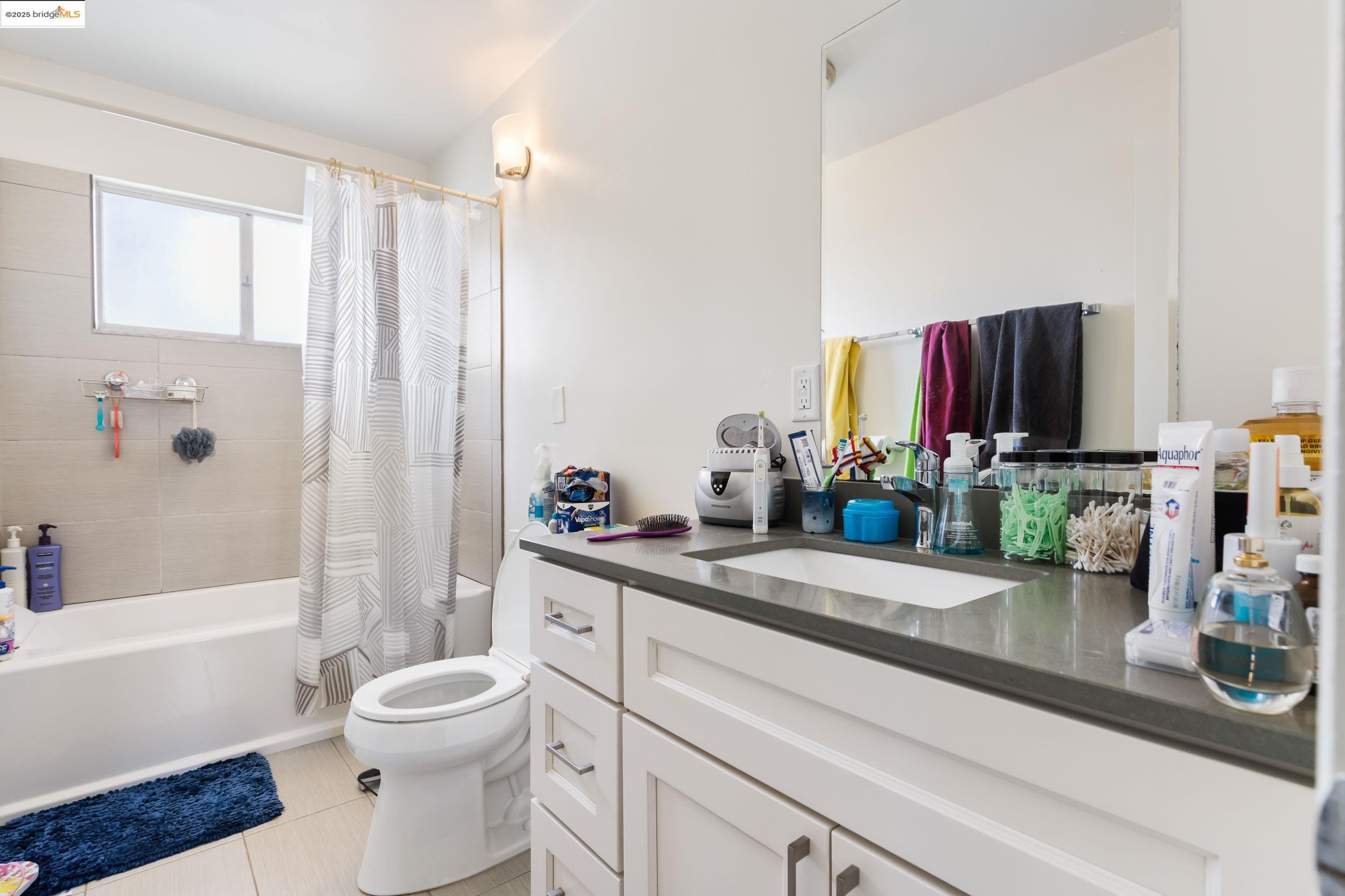 Detail Gallery Image 28 of 29 For 2410 Stuart St, Berkeley,  CA 94705 - – Beds | – Baths
