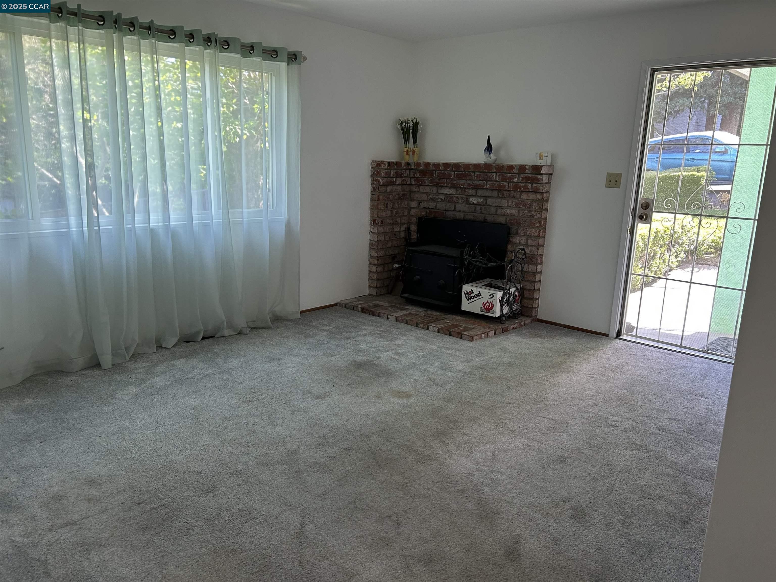 Detail Gallery Image 17 of 45 For 826 Veale, Martinez,  CA 94553 - 3 Beds | 2/1 Baths