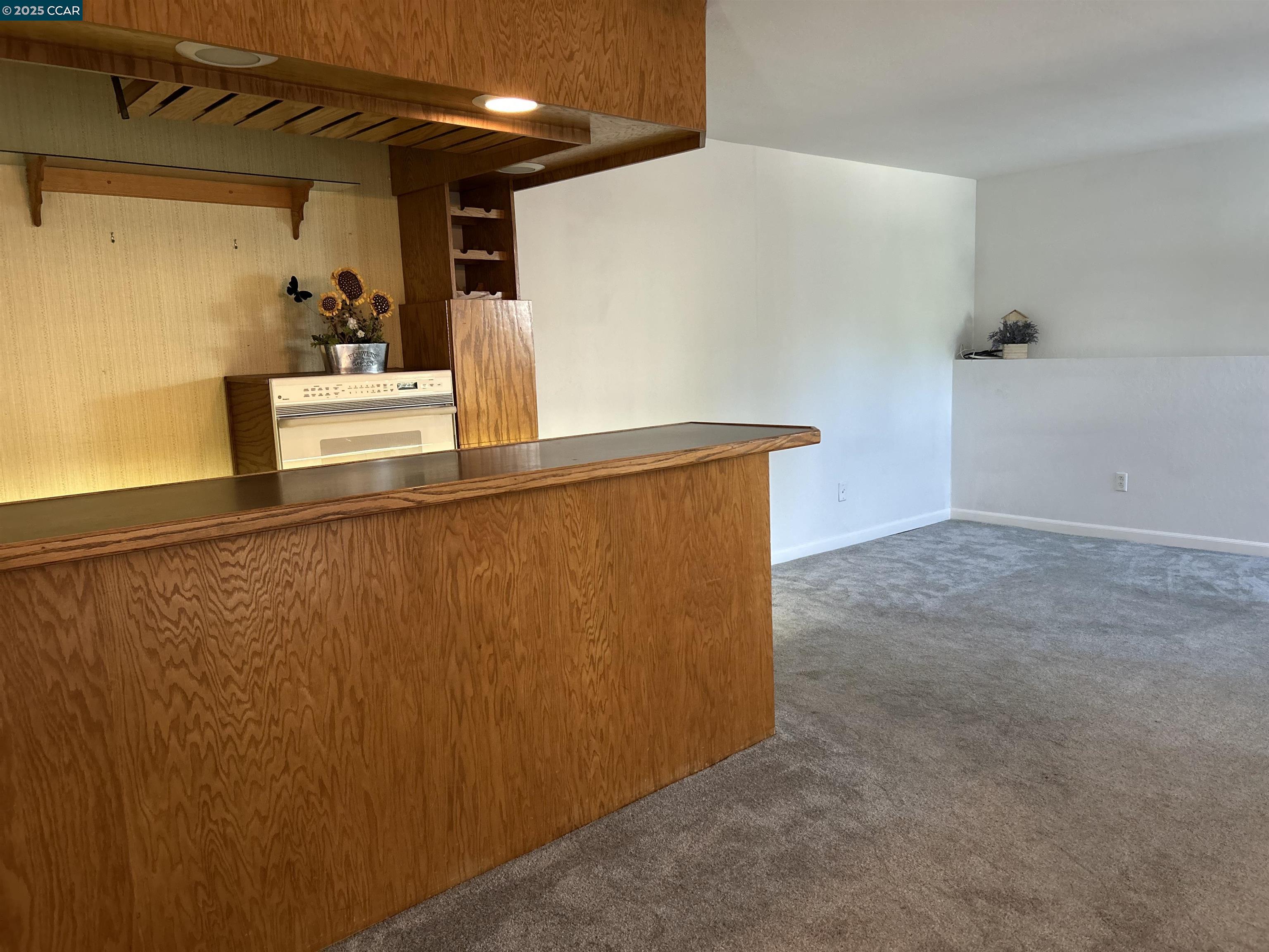 Detail Gallery Image 18 of 55 For 826 Veale, Martinez,  CA 94553 - 3 Beds | 2/1 Baths