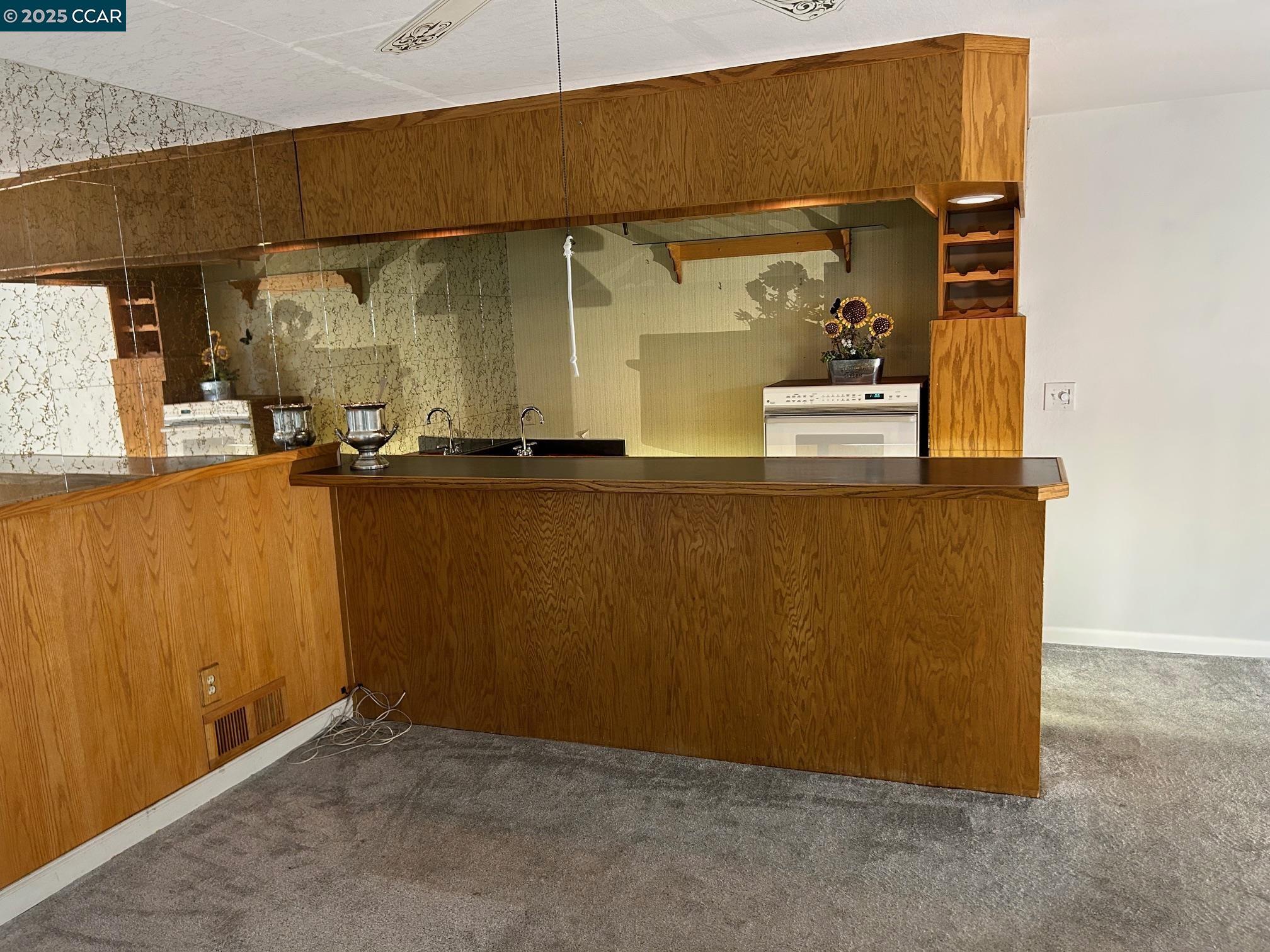 Detail Gallery Image 21 of 59 For 826 Veale, Martinez,  CA 94553 - 3 Beds | 2/1 Baths