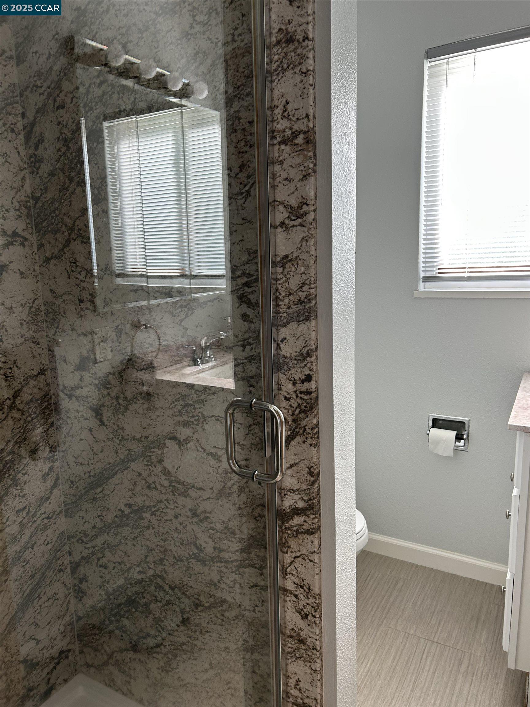 Detail Gallery Image 21 of 45 For 826 Veale, Martinez,  CA 94553 - 3 Beds | 2/1 Baths