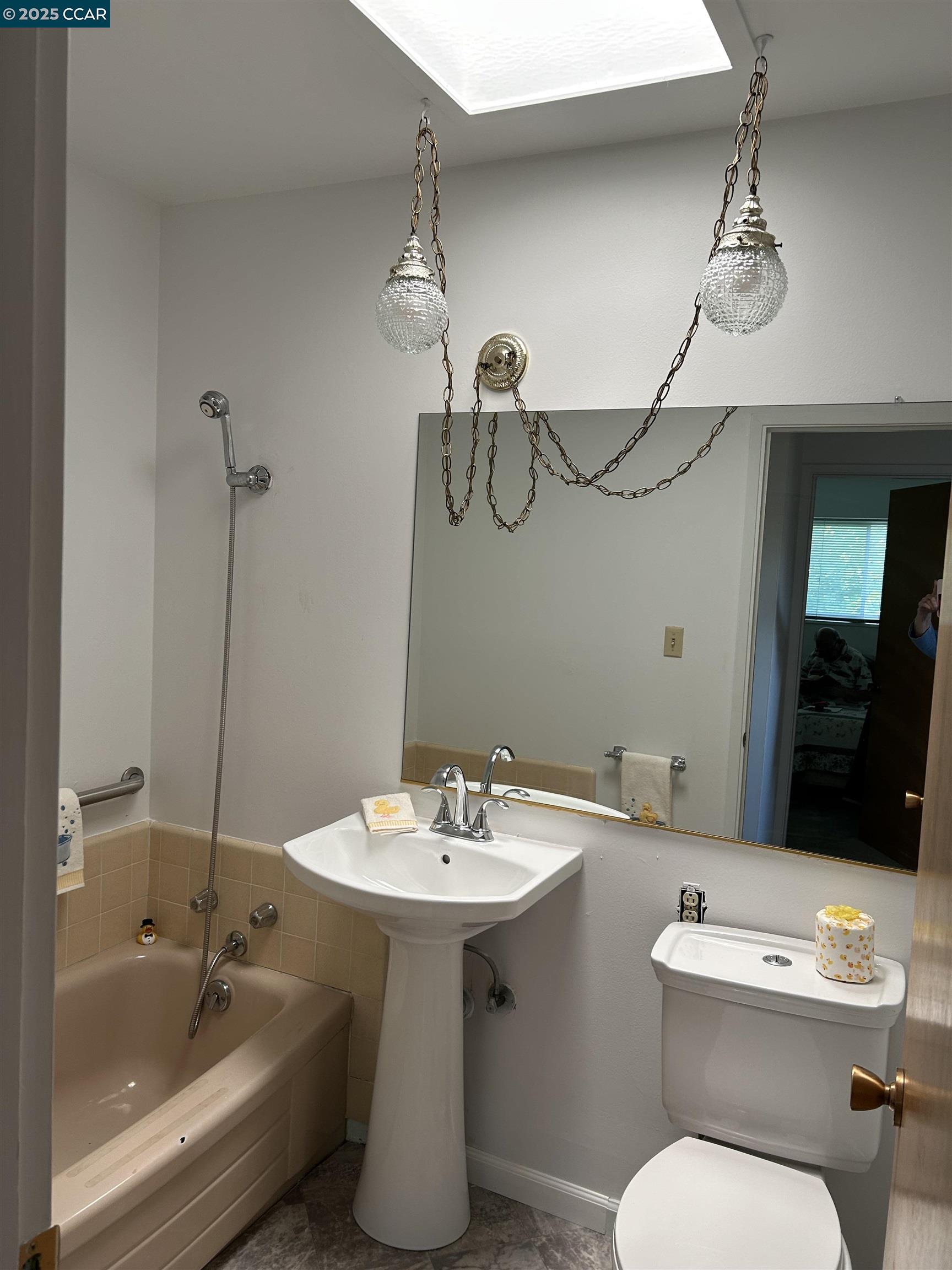Detail Gallery Image 24 of 45 For 826 Veale, Martinez,  CA 94553 - 3 Beds | 2/1 Baths
