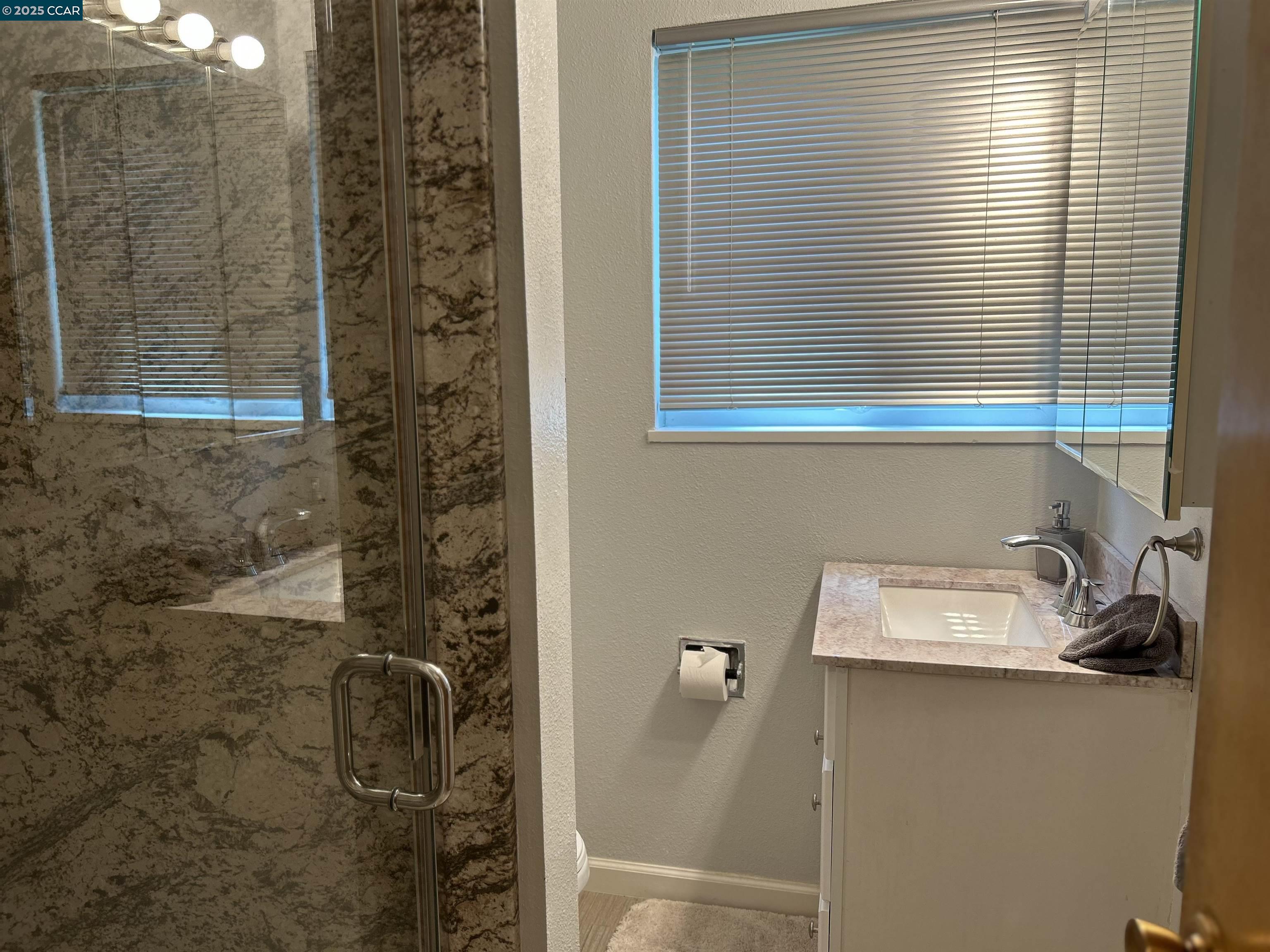 Detail Gallery Image 31 of 55 For 826 Veale, Martinez,  CA 94553 - 3 Beds | 2/1 Baths