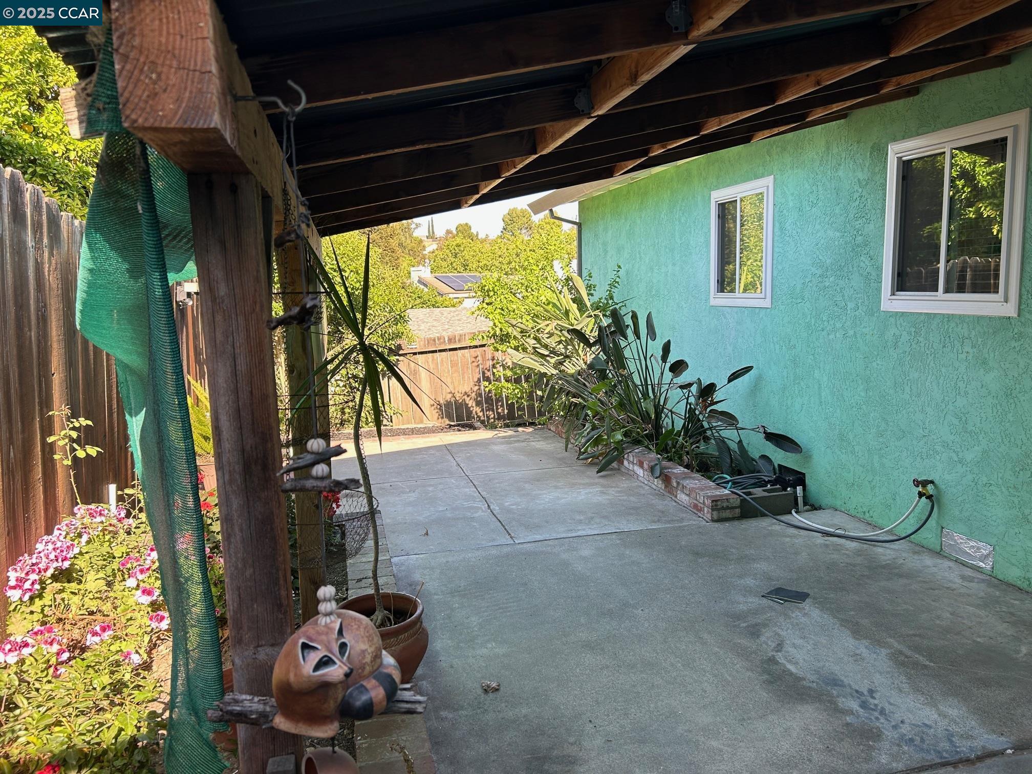 Detail Gallery Image 38 of 46 For 826 Veale, Martinez,  CA 94553 - 3 Beds | 2/1 Baths