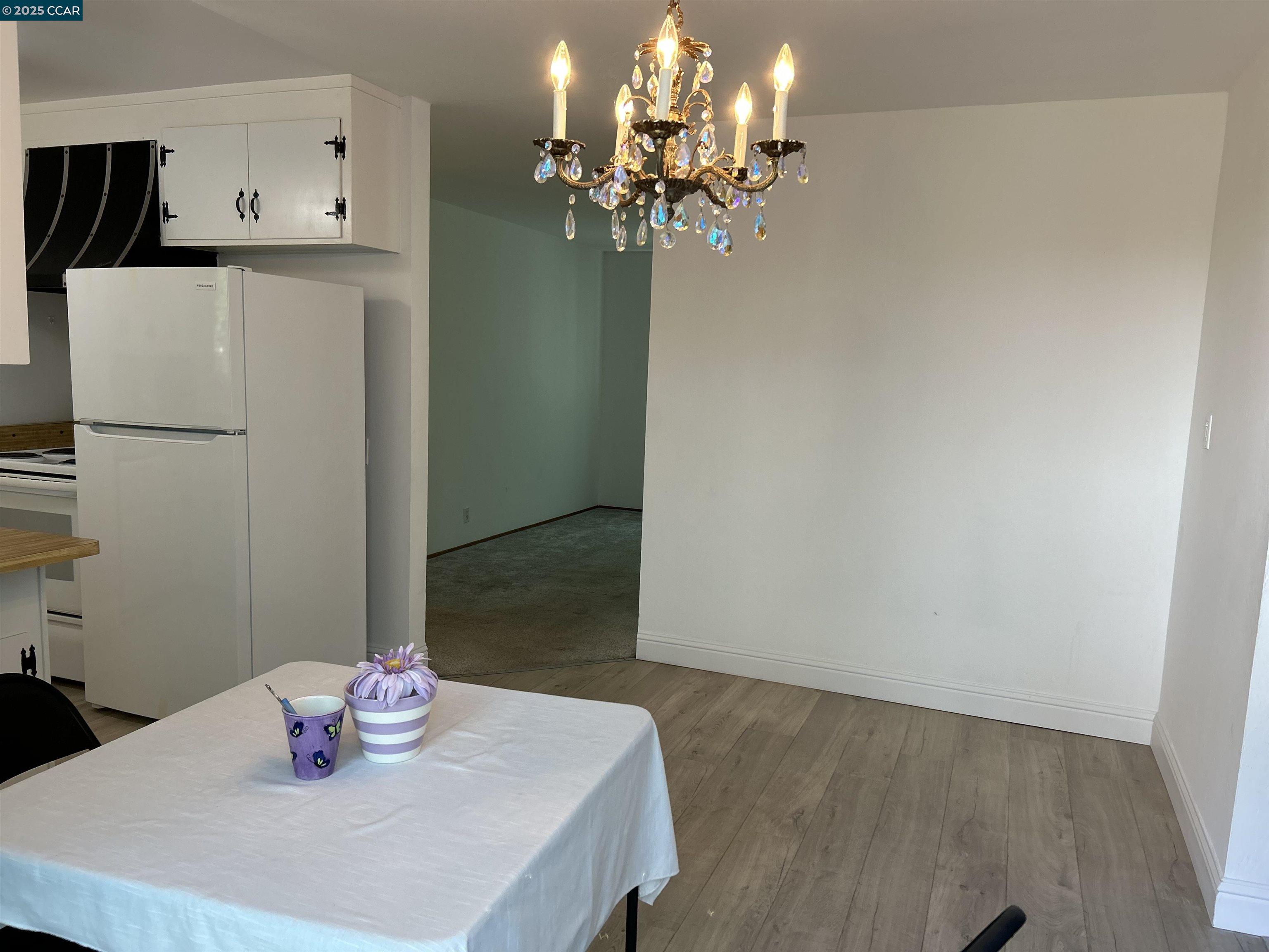 Detail Gallery Image 10 of 55 For 826 Veale, Martinez,  CA 94553 - 3 Beds | 2/1 Baths