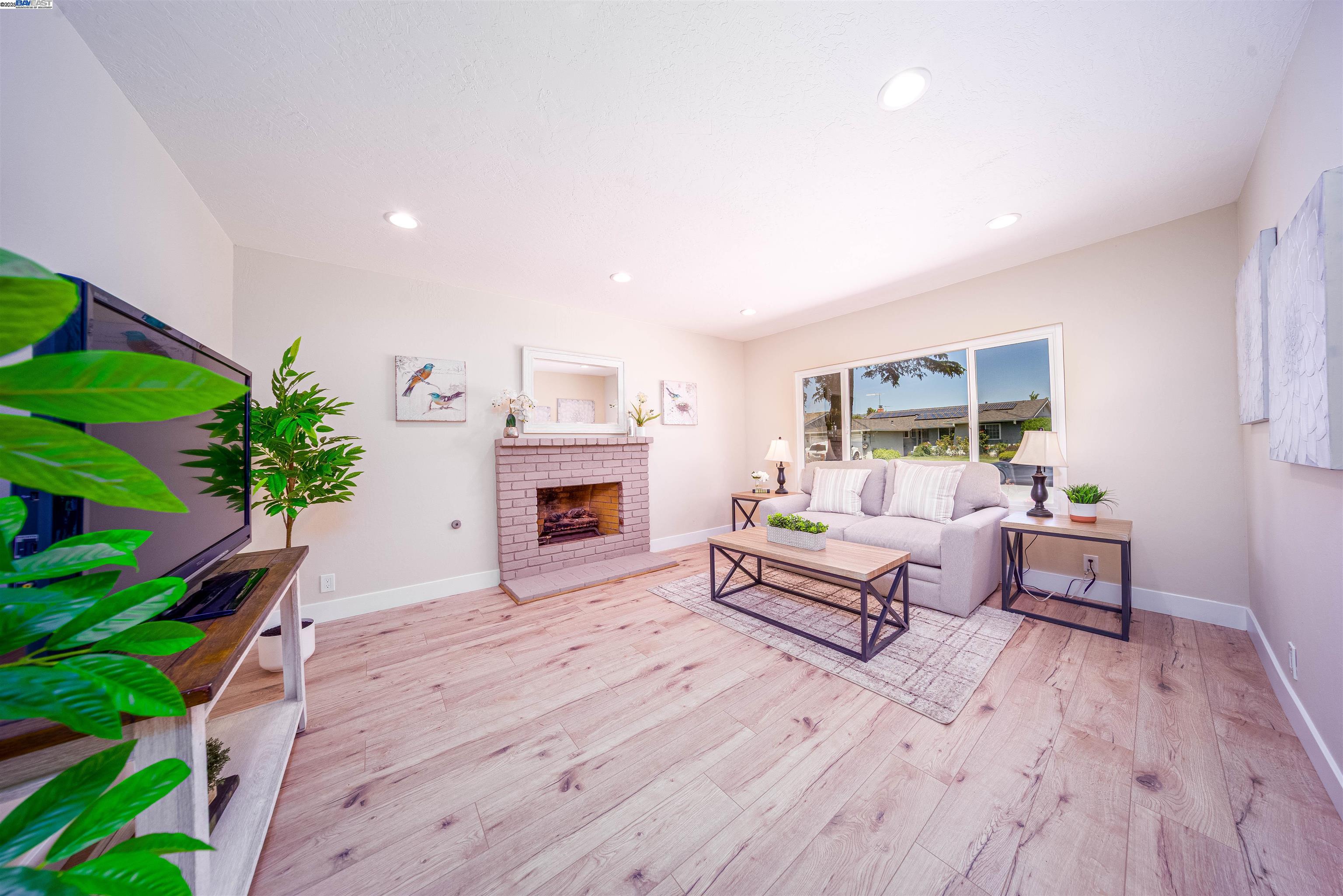 Detail Gallery Image 14 of 45 For 35459 Galen Pl, Fremont,  CA 94536 - 4 Beds | 2 Baths