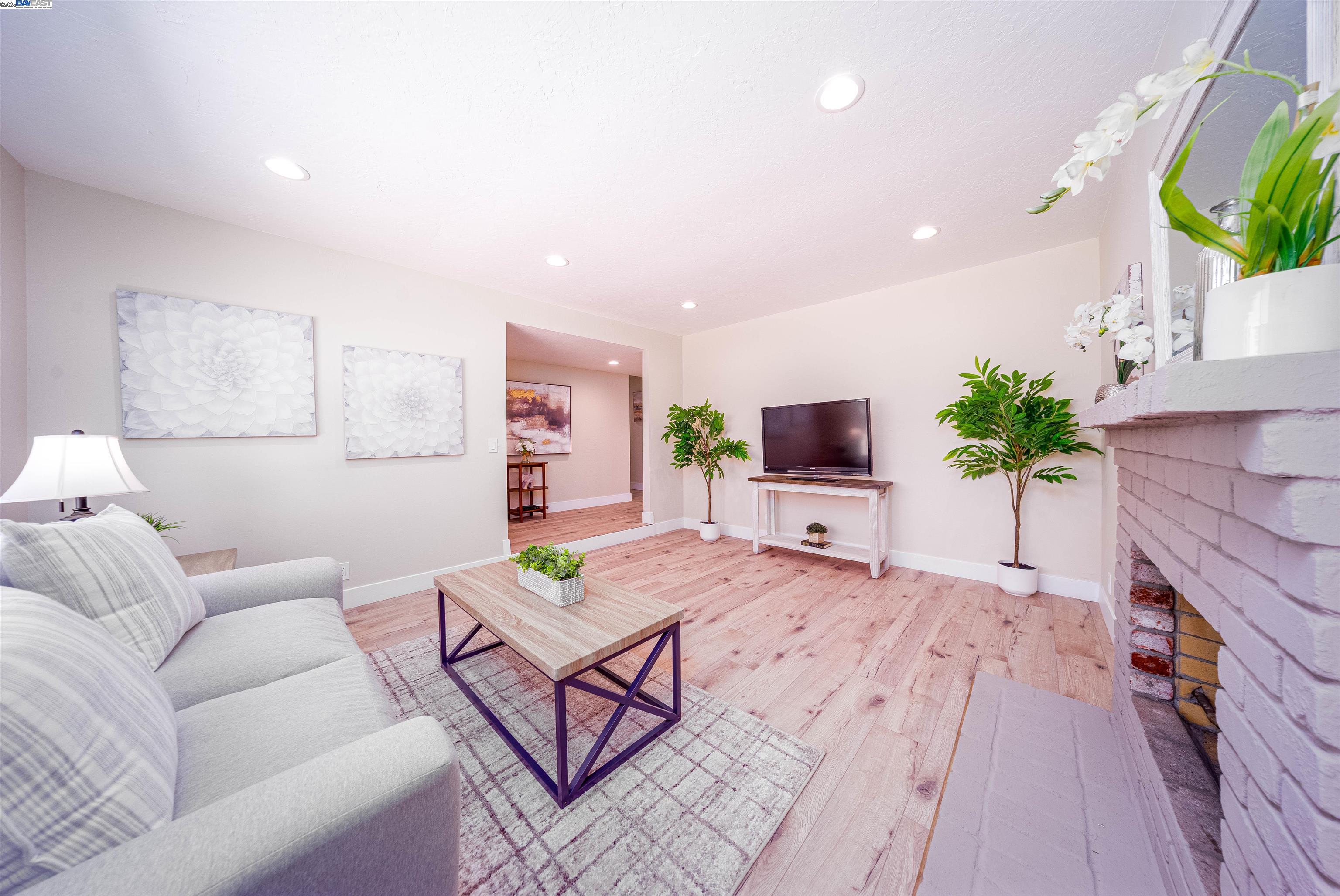 Detail Gallery Image 17 of 45 For 35459 Galen Pl, Fremont,  CA 94536 - 4 Beds | 2 Baths
