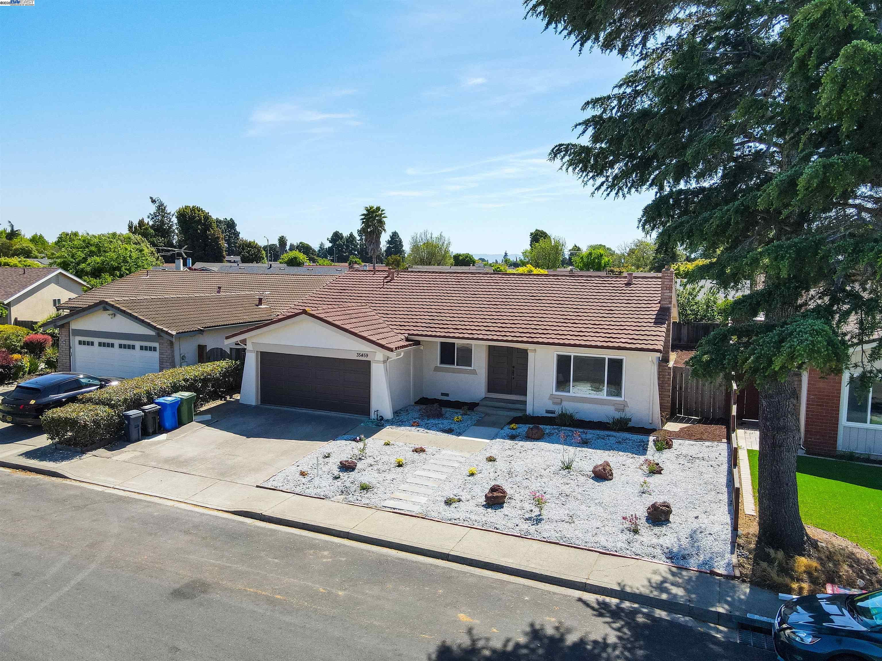 Detail Gallery Image 9 of 45 For 35459 Galen Pl, Fremont,  CA 94536 - 4 Beds | 2 Baths