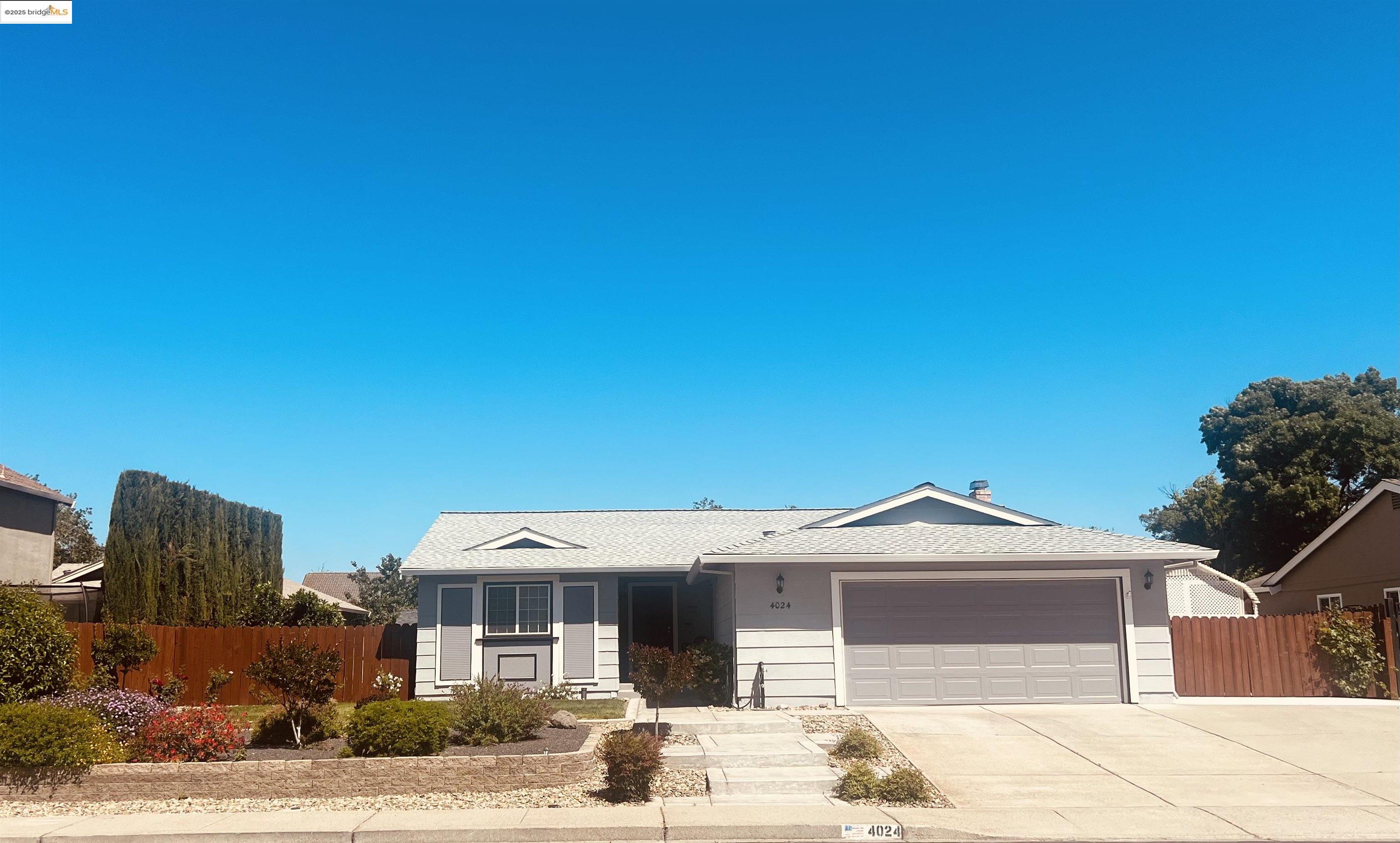 Detail Gallery Image 1 of 1 For 4024 Mellowood Dr, Oakley,  CA 94561 - 4 Beds | 2 Baths