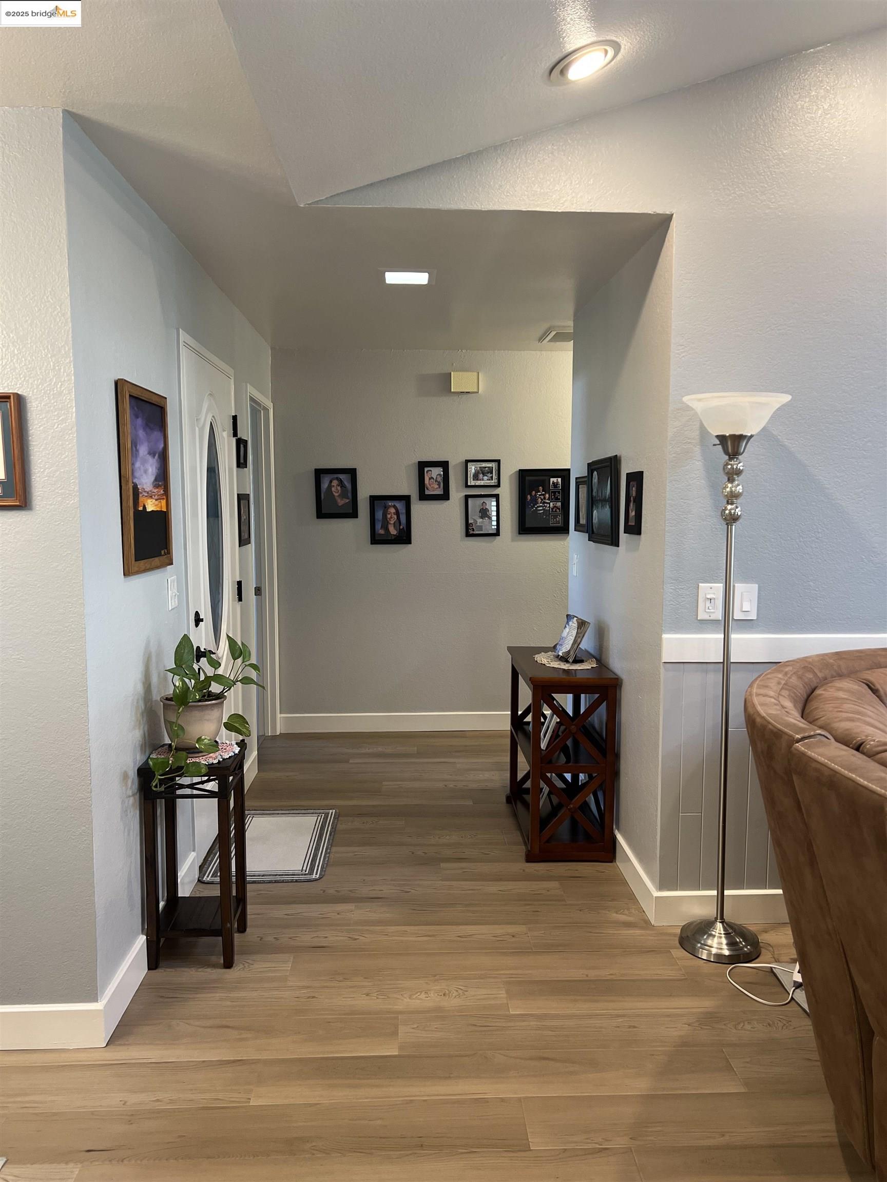 Detail Gallery Image 16 of 35 For 4024 Mellowood Dr, Oakley,  CA 94561 - 4 Beds | 2 Baths