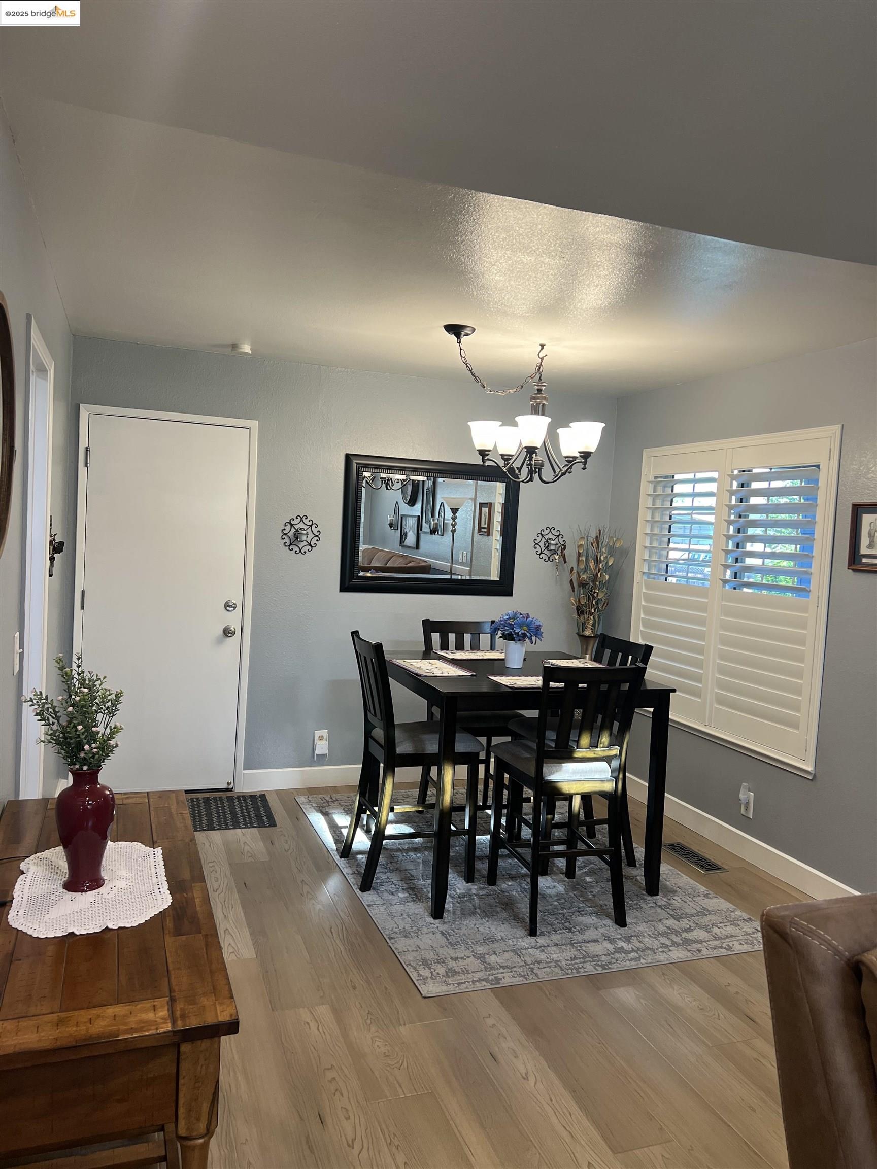 Detail Gallery Image 19 of 35 For 4024 Mellowood Dr, Oakley,  CA 94561 - 4 Beds | 2 Baths