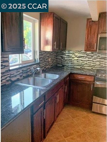 Detail Gallery Image 7 of 25 For 1620 Sycamore Ave, Stockton,  CA 95205 - 3 Beds | 2 Baths