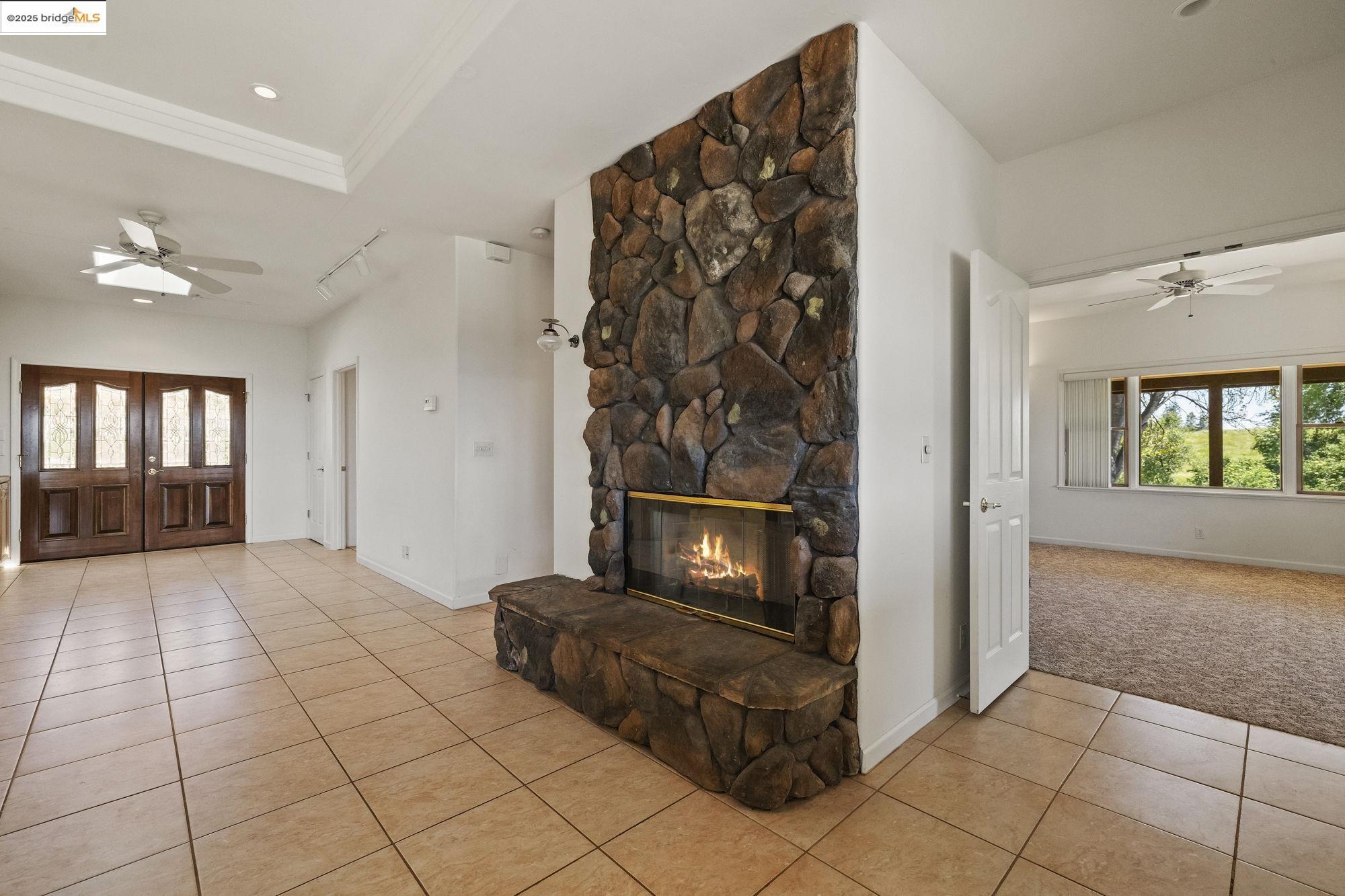 Detail Gallery Image 16 of 56 For 23550 View Ln, Columbia,  CA 95310 - 3 Beds | 2/1 Baths