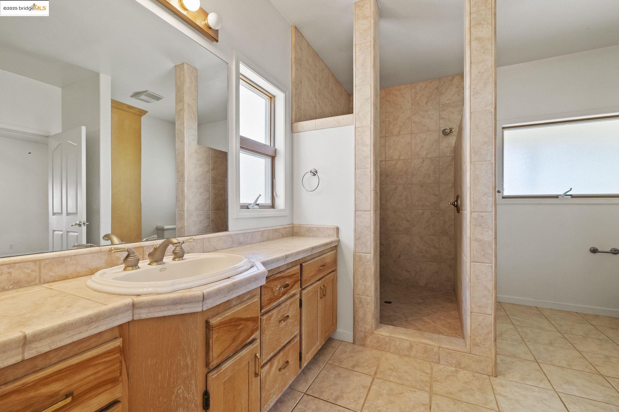 Detail Gallery Image 25 of 56 For 23550 View Ln, Columbia,  CA 95310 - 3 Beds | 2/1 Baths