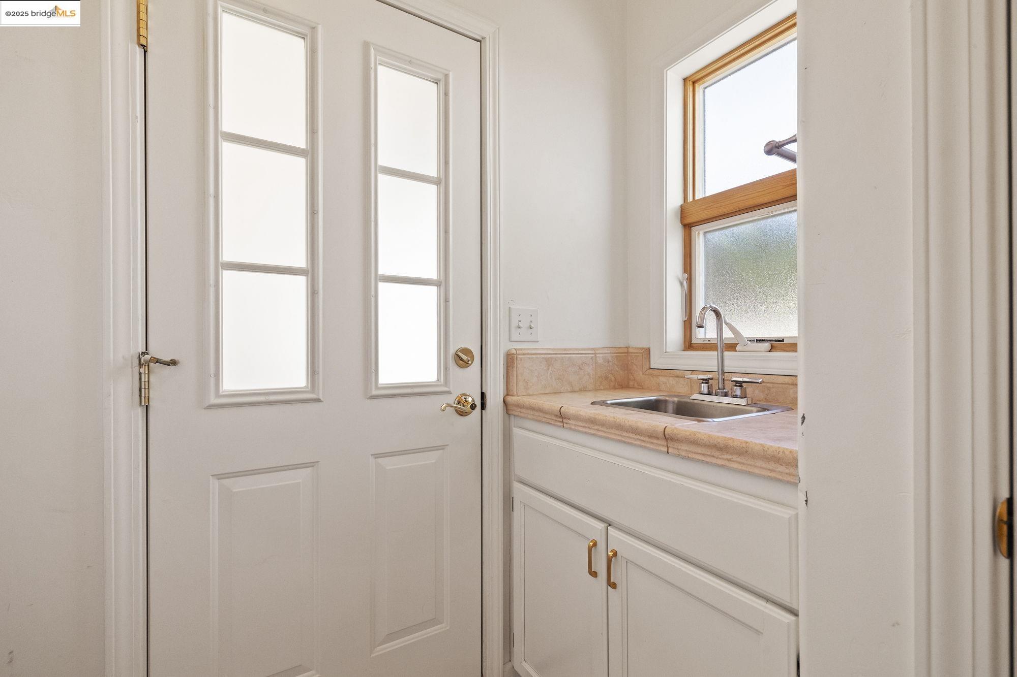 Detail Gallery Image 26 of 56 For 23550 View Ln, Columbia,  CA 95310 - 3 Beds | 2/1 Baths