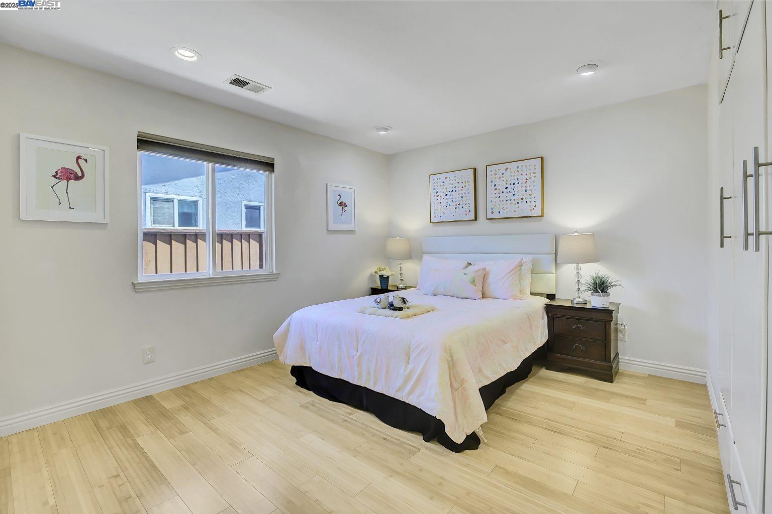 Detail Gallery Image 13 of 28 For 4760 Stevenson Blvd, Fremont,  CA 94538 - 3 Beds | 2 Baths