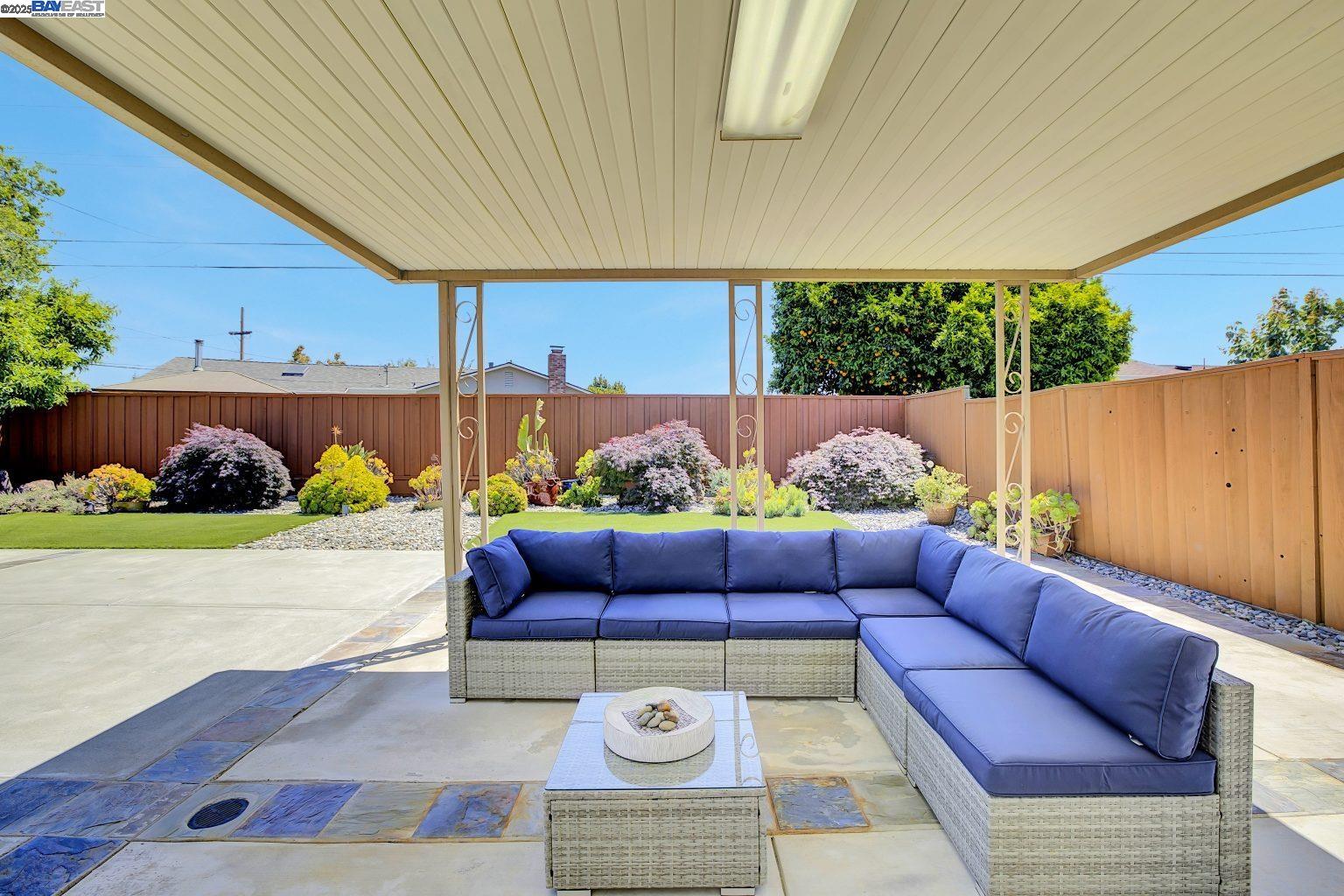 Detail Gallery Image 17 of 28 For 4760 Stevenson Blvd, Fremont,  CA 94538 - 3 Beds | 2 Baths