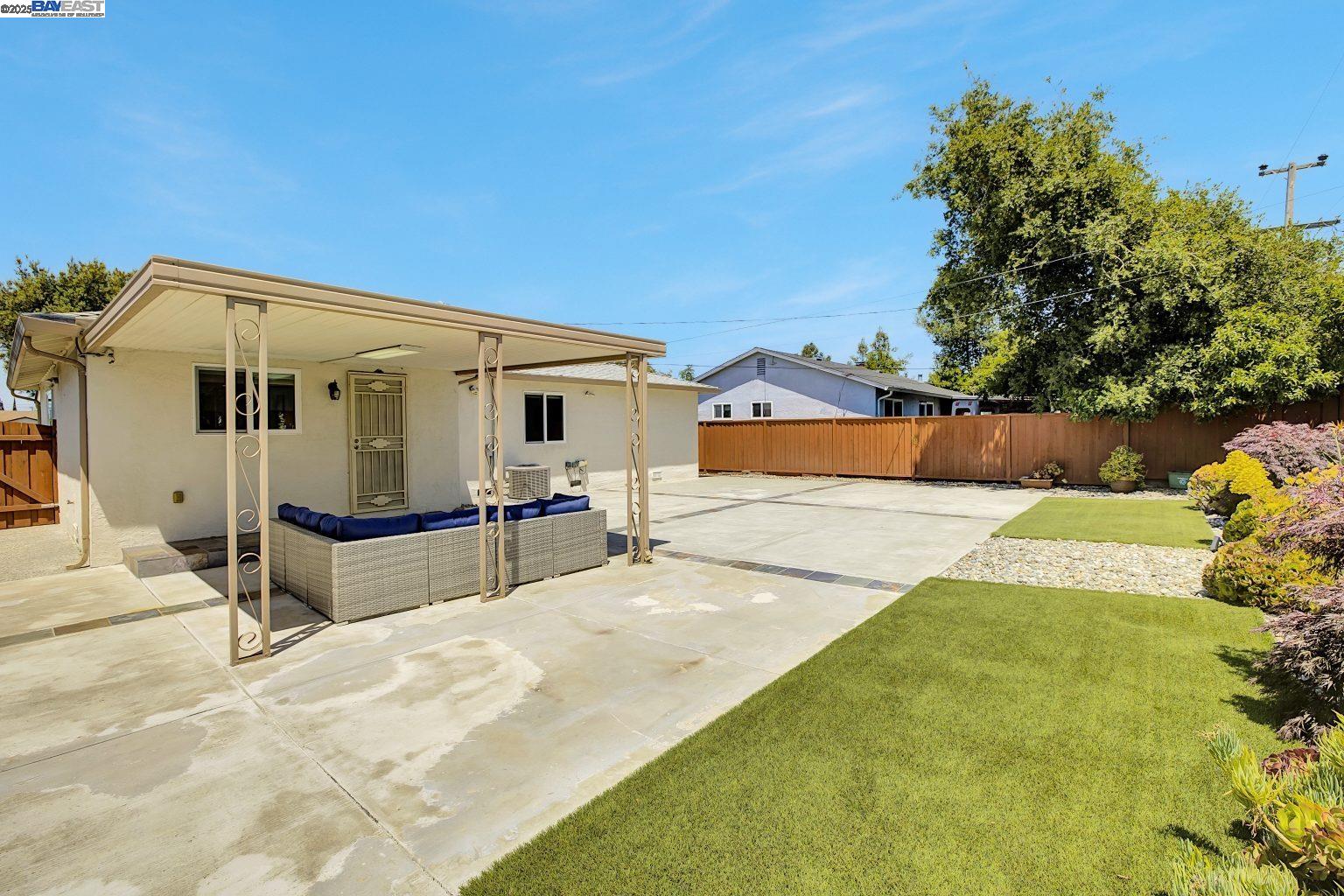 Detail Gallery Image 20 of 28 For 4760 Stevenson Blvd, Fremont,  CA 94538 - 3 Beds | 2 Baths
