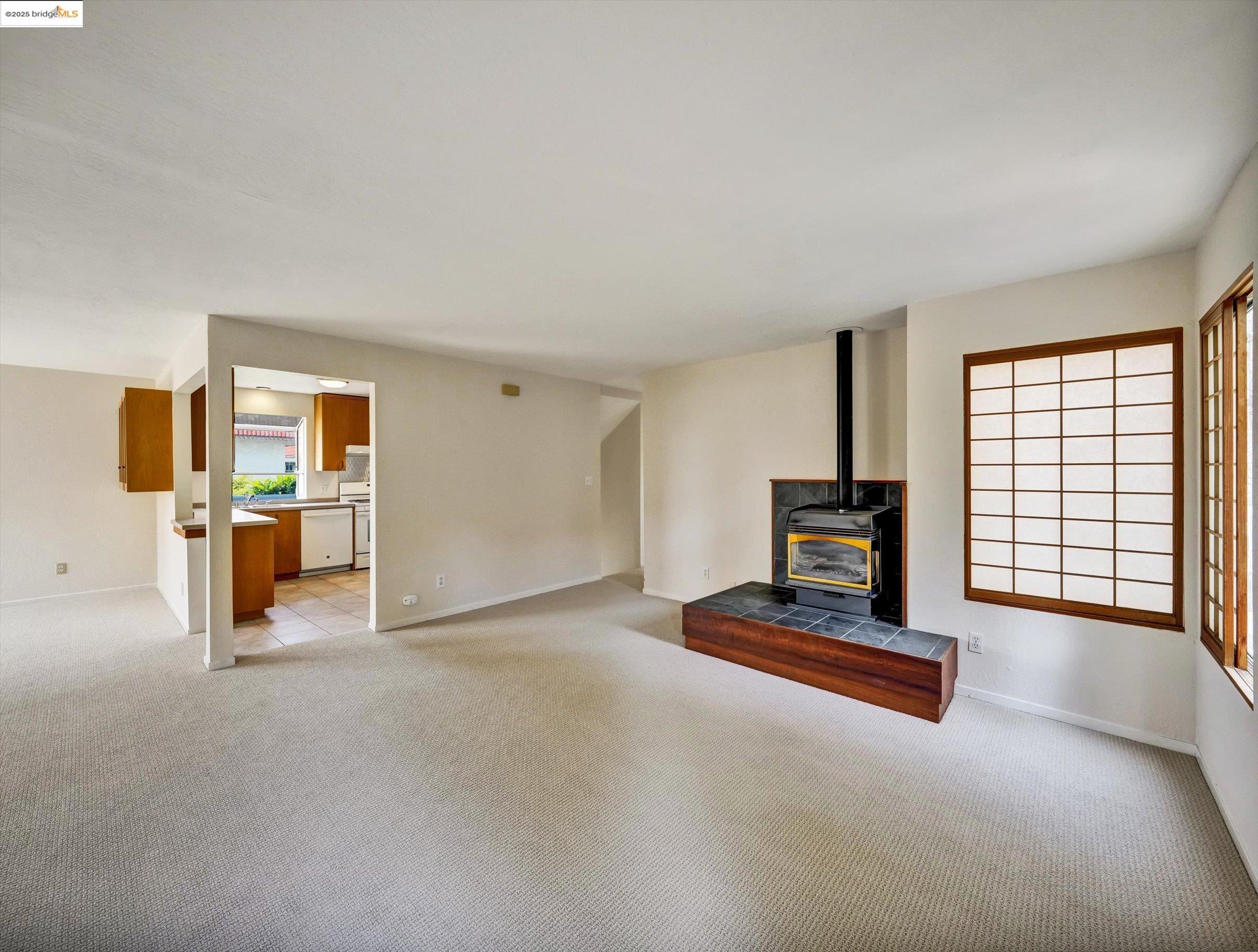 Detail Gallery Image 17 of 60 For 1715 Liberty St #1,  El Cerrito,  CA 94530 - 3 Beds | 2/1 Baths