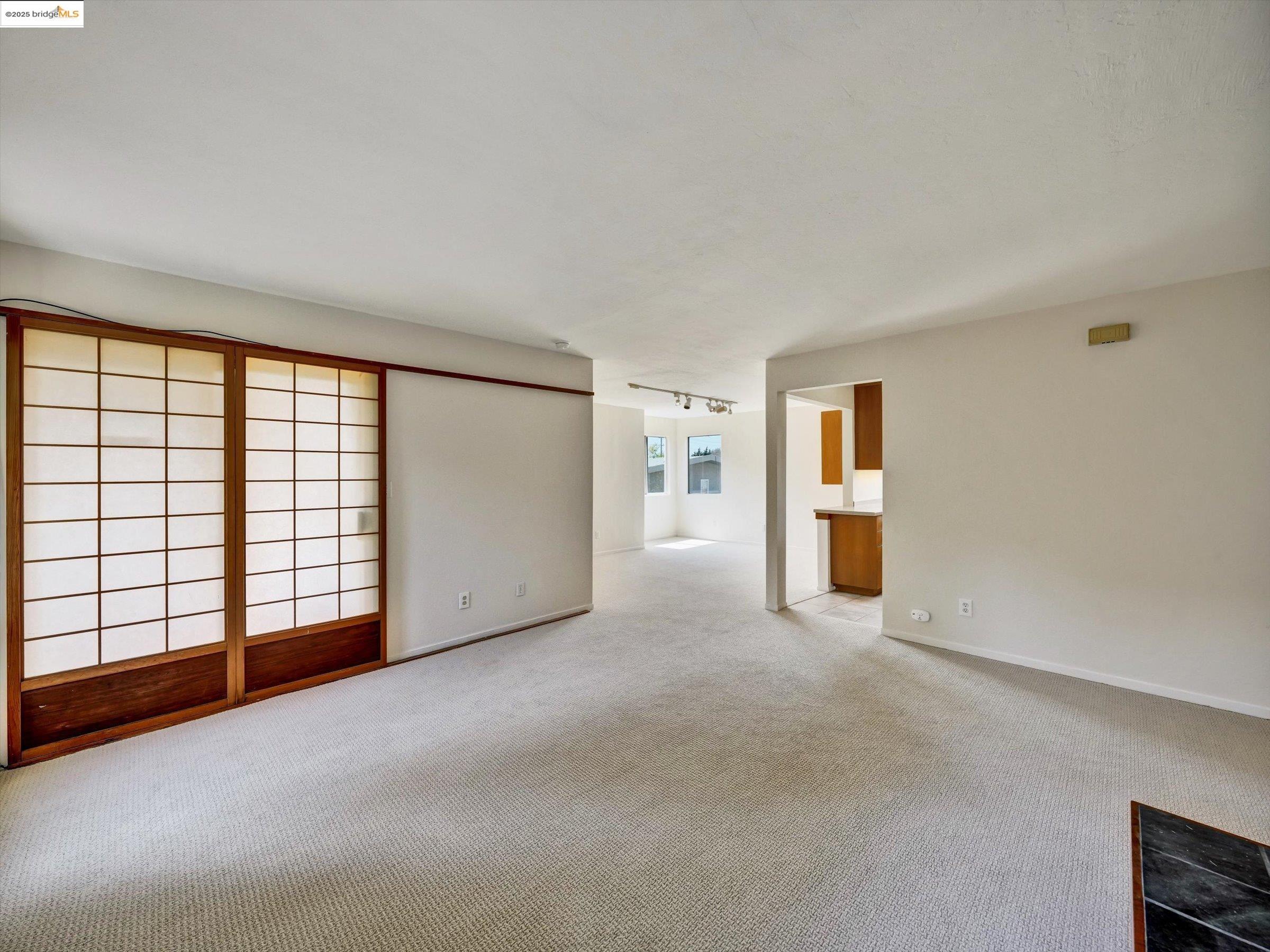 Detail Gallery Image 18 of 60 For 1715 Liberty St #1,  El Cerrito,  CA 94530 - 3 Beds | 2/1 Baths