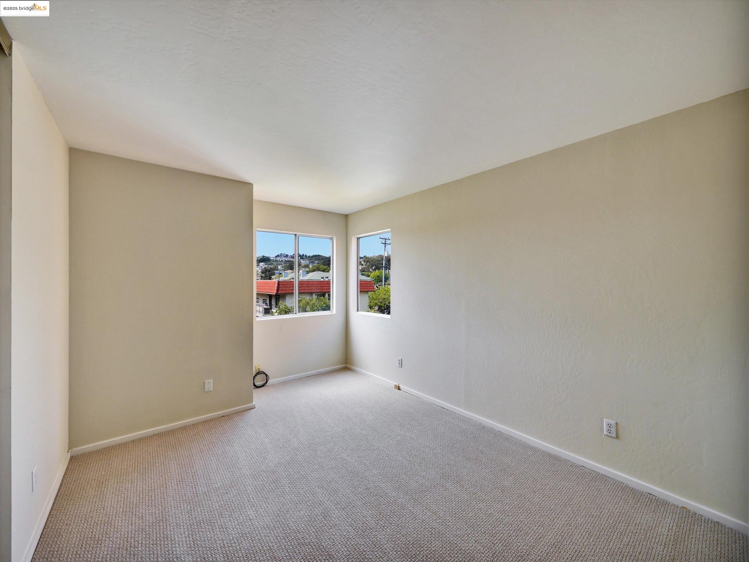 Detail Gallery Image 33 of 60 For 1715 Liberty St #1,  El Cerrito,  CA 94530 - 3 Beds | 2/1 Baths