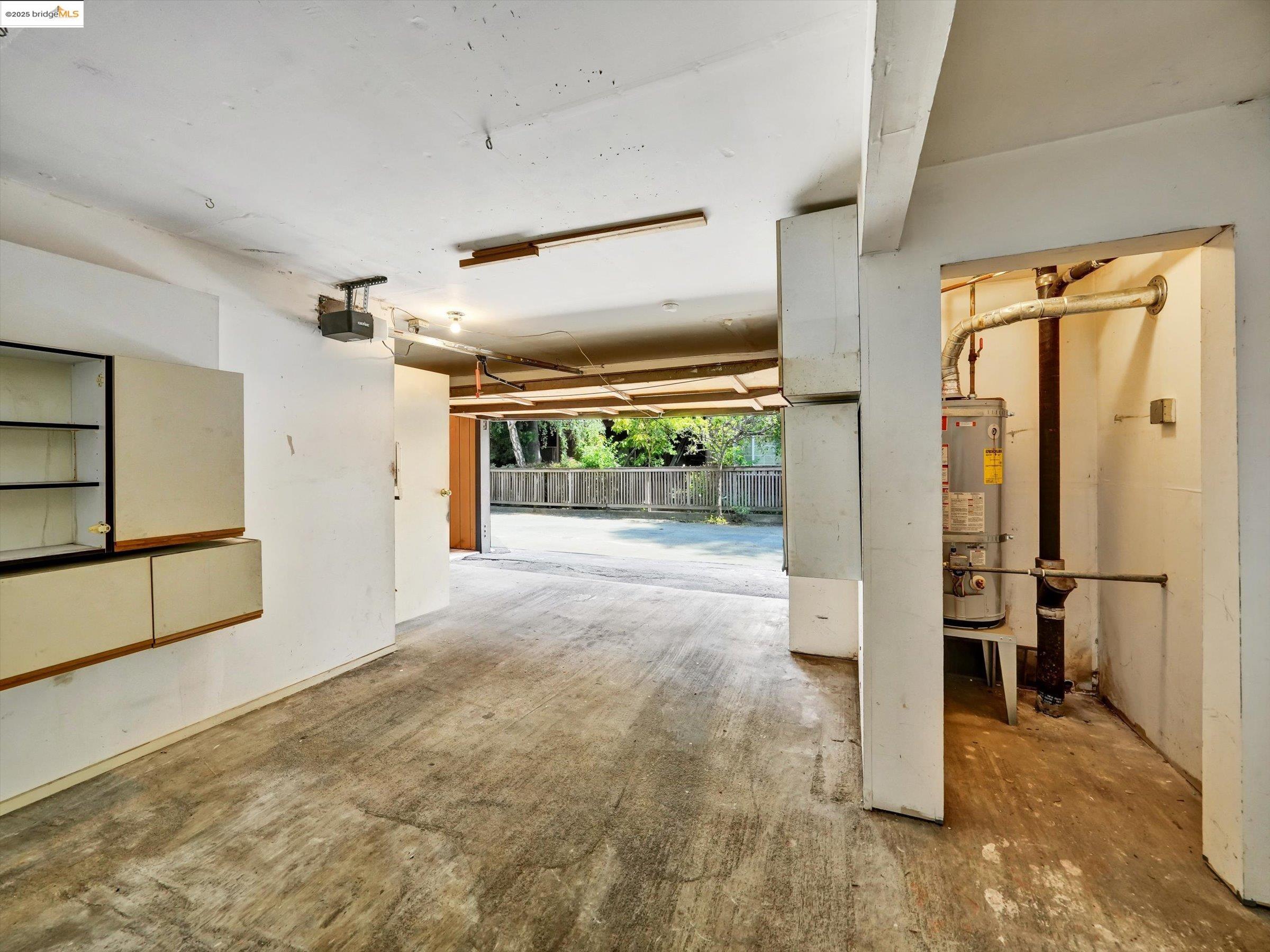 Detail Gallery Image 7 of 60 For 1715 Liberty St #1,  El Cerrito,  CA 94530 - 3 Beds | 2/1 Baths