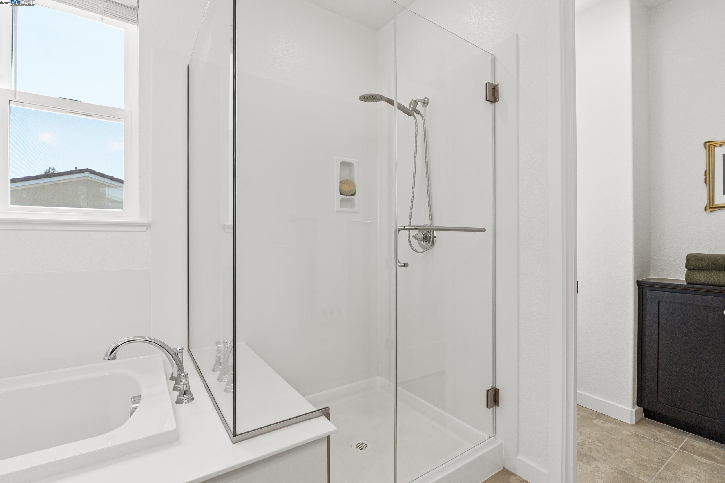 Detail Gallery Image 26 of 38 For 107 Ashton Way, Pleasant Hill,  CA 94523 - 3 Beds | 3/1 Baths