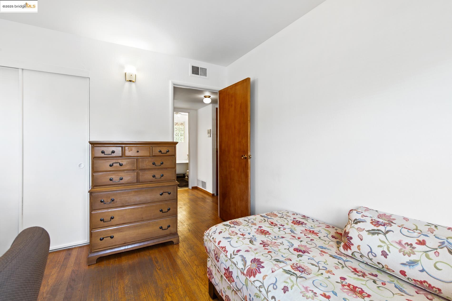 Detail Gallery Image 26 of 38 For 2352 Ramona St, Pinole,  CA 94564 - 4 Beds | 2 Baths