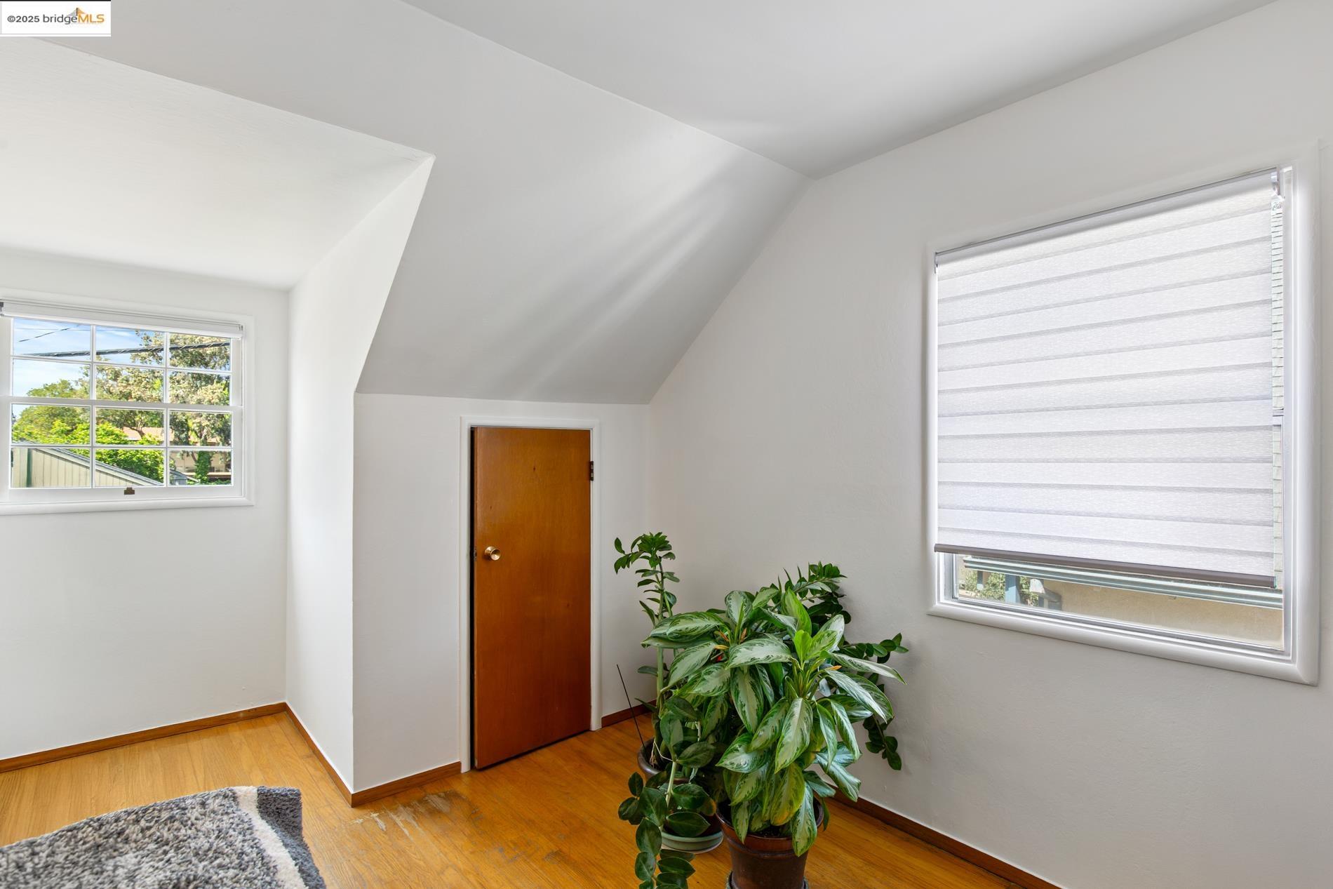 Detail Gallery Image 32 of 38 For 2352 Ramona St, Pinole,  CA 94564 - 4 Beds | 2 Baths