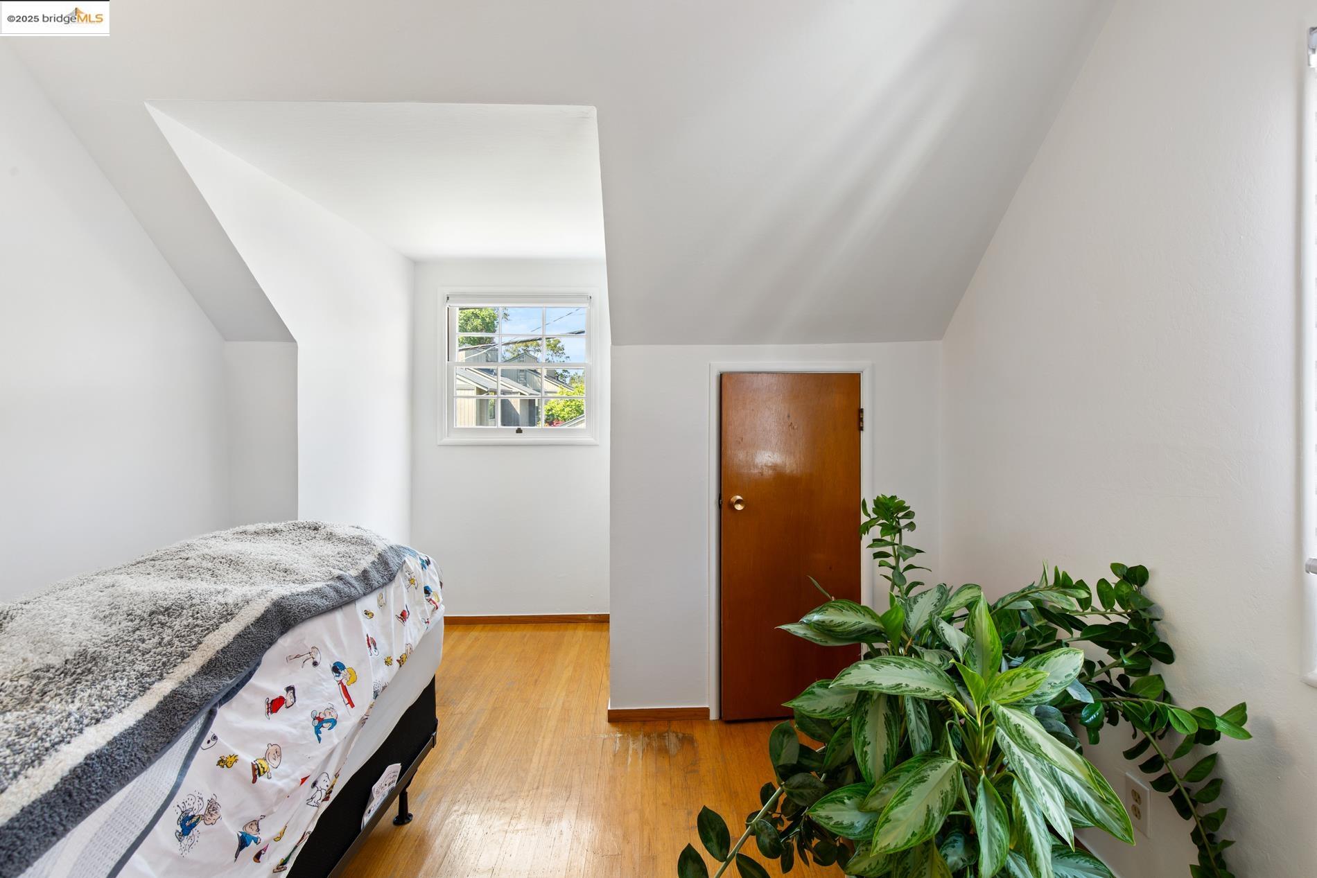 Detail Gallery Image 33 of 38 For 2352 Ramona St, Pinole,  CA 94564 - 4 Beds | 2 Baths