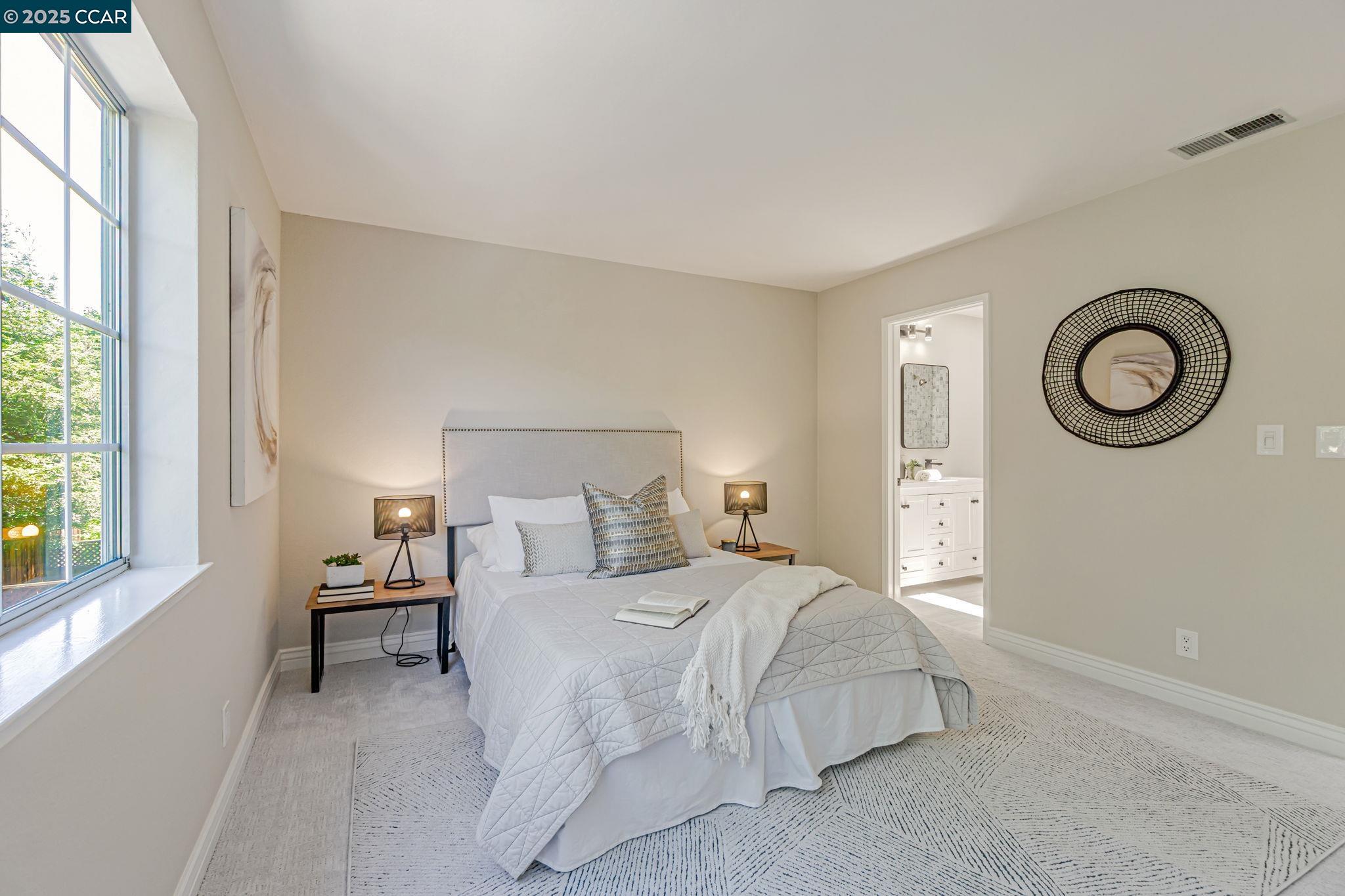 Detail Gallery Image 27 of 39 For 1358 Walden Rd, Walnut Creek,  CA 94597 - 2 Beds | 2/1 Baths
