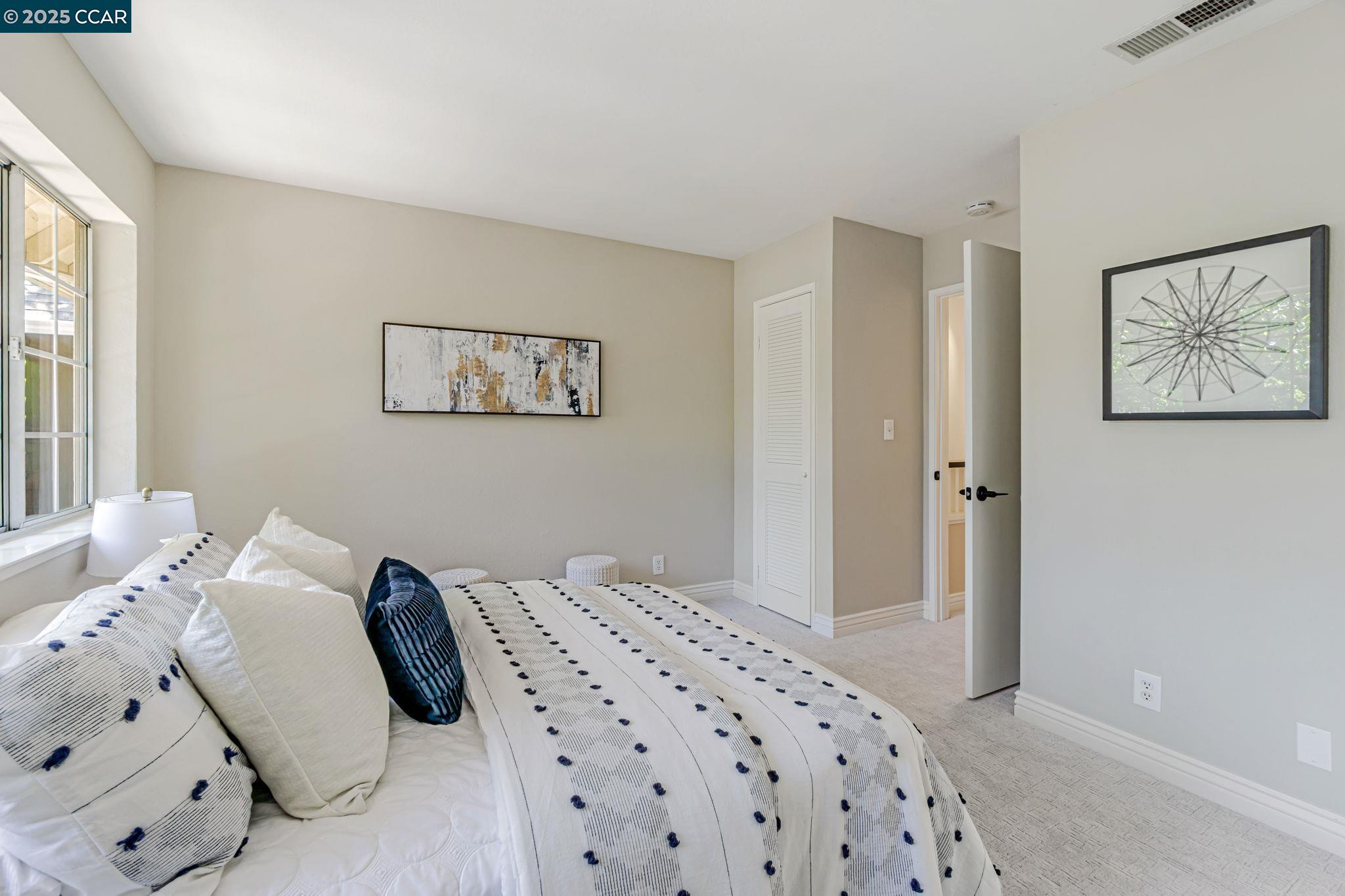 Detail Gallery Image 31 of 39 For 1358 Walden Rd, Walnut Creek,  CA 94597 - 2 Beds | 2/1 Baths