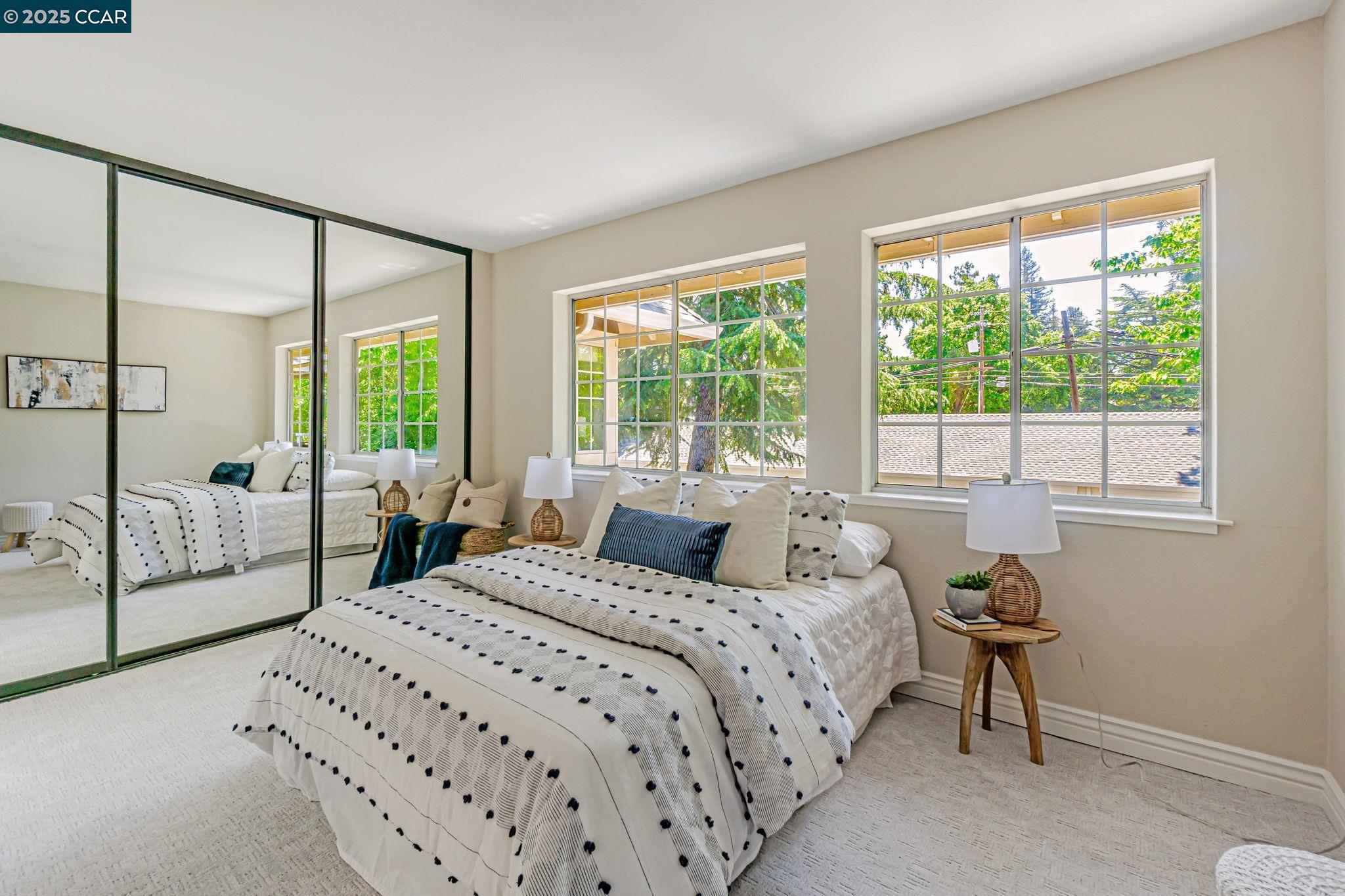 Detail Gallery Image 32 of 39 For 1358 Walden Rd, Walnut Creek,  CA 94597 - 2 Beds | 2/1 Baths