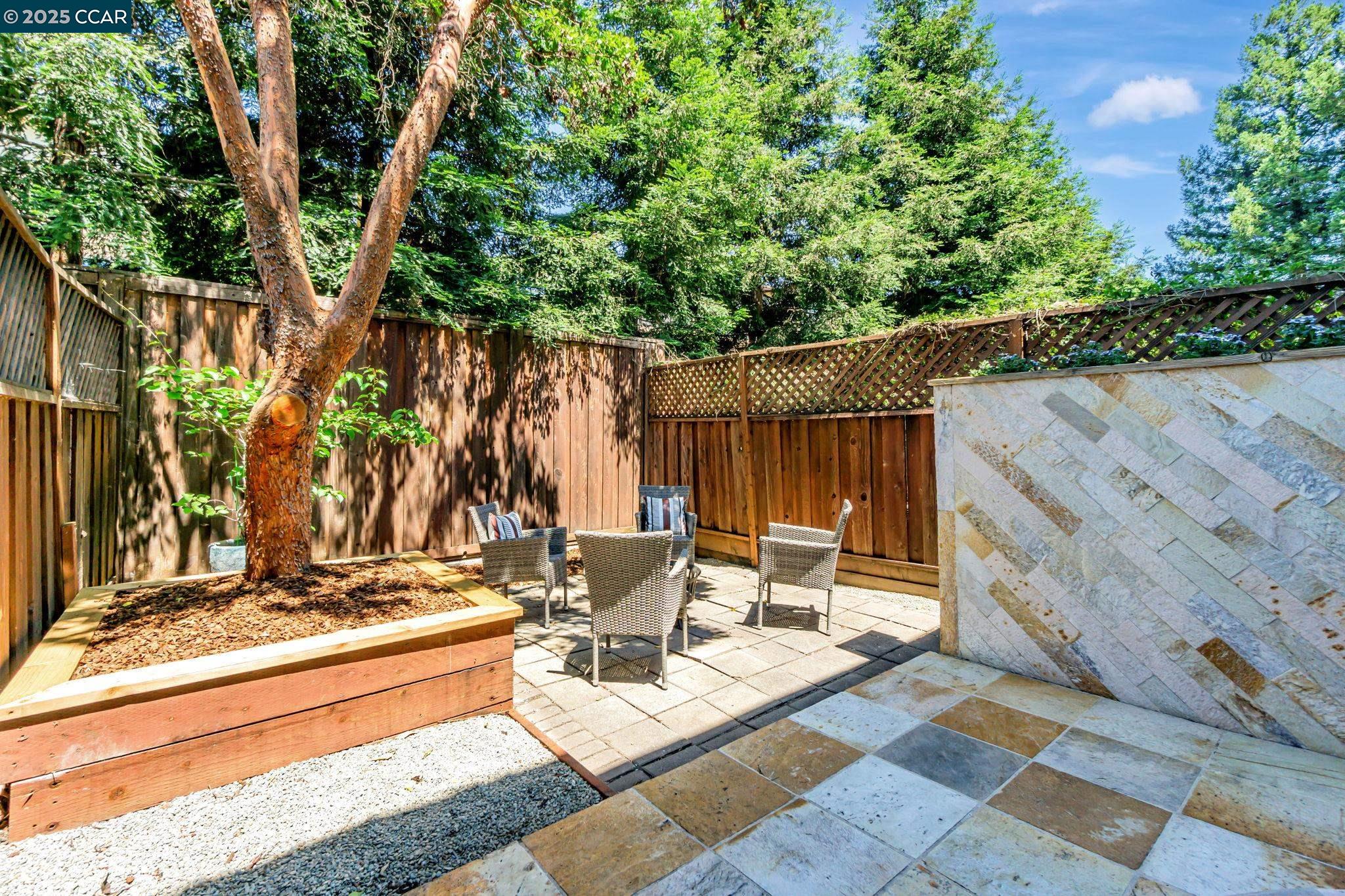 Detail Gallery Image 38 of 39 For 1358 Walden Rd, Walnut Creek,  CA 94597 - 2 Beds | 2/1 Baths