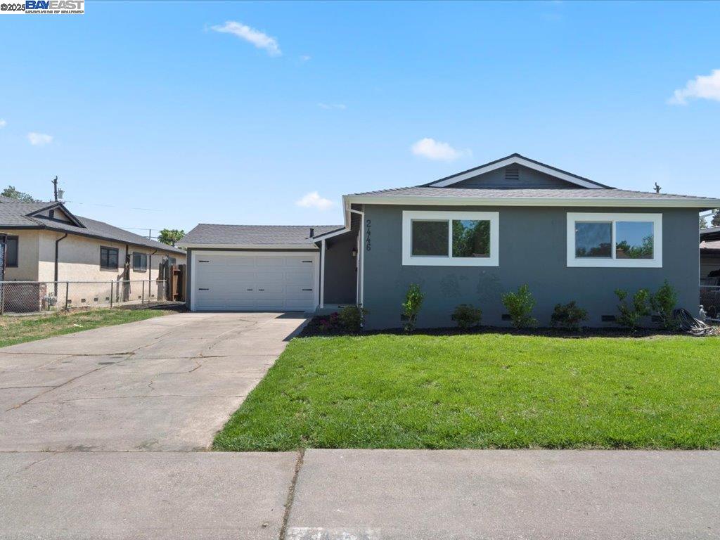 Detail Gallery Image 1 of 19 For 2446 E 9th, Stockton,  CA 95205 - 3 Beds | 1 Baths