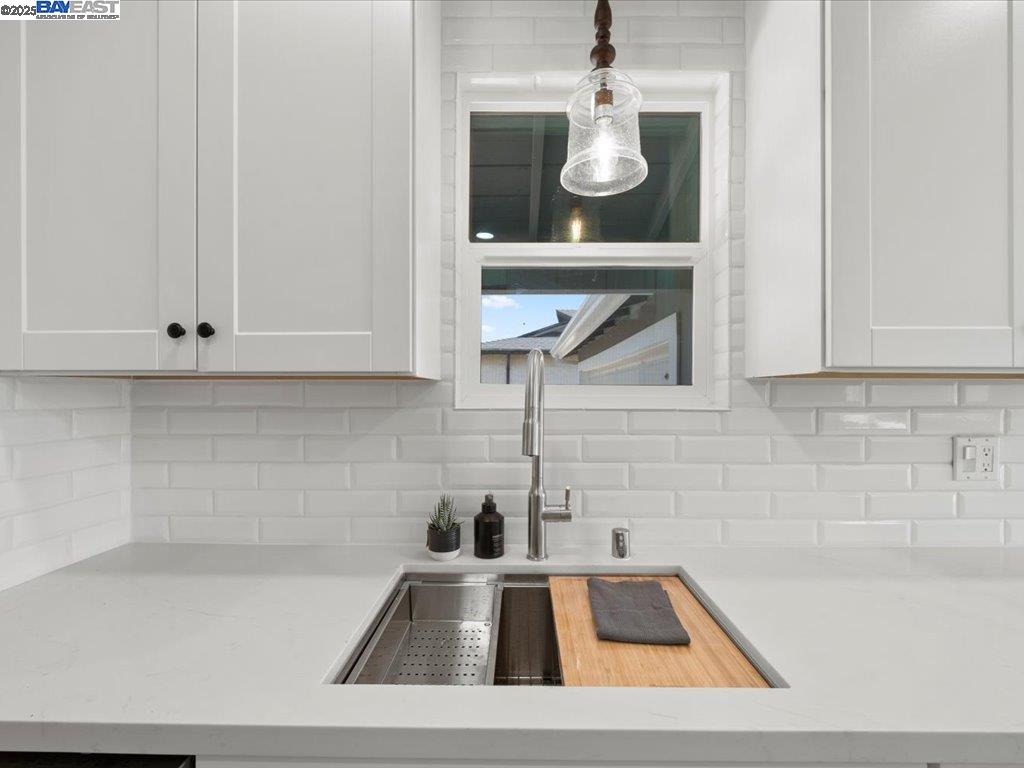 Detail Gallery Image 10 of 19 For 2446 E 9th, Stockton,  CA 95205 - 3 Beds | 1 Baths