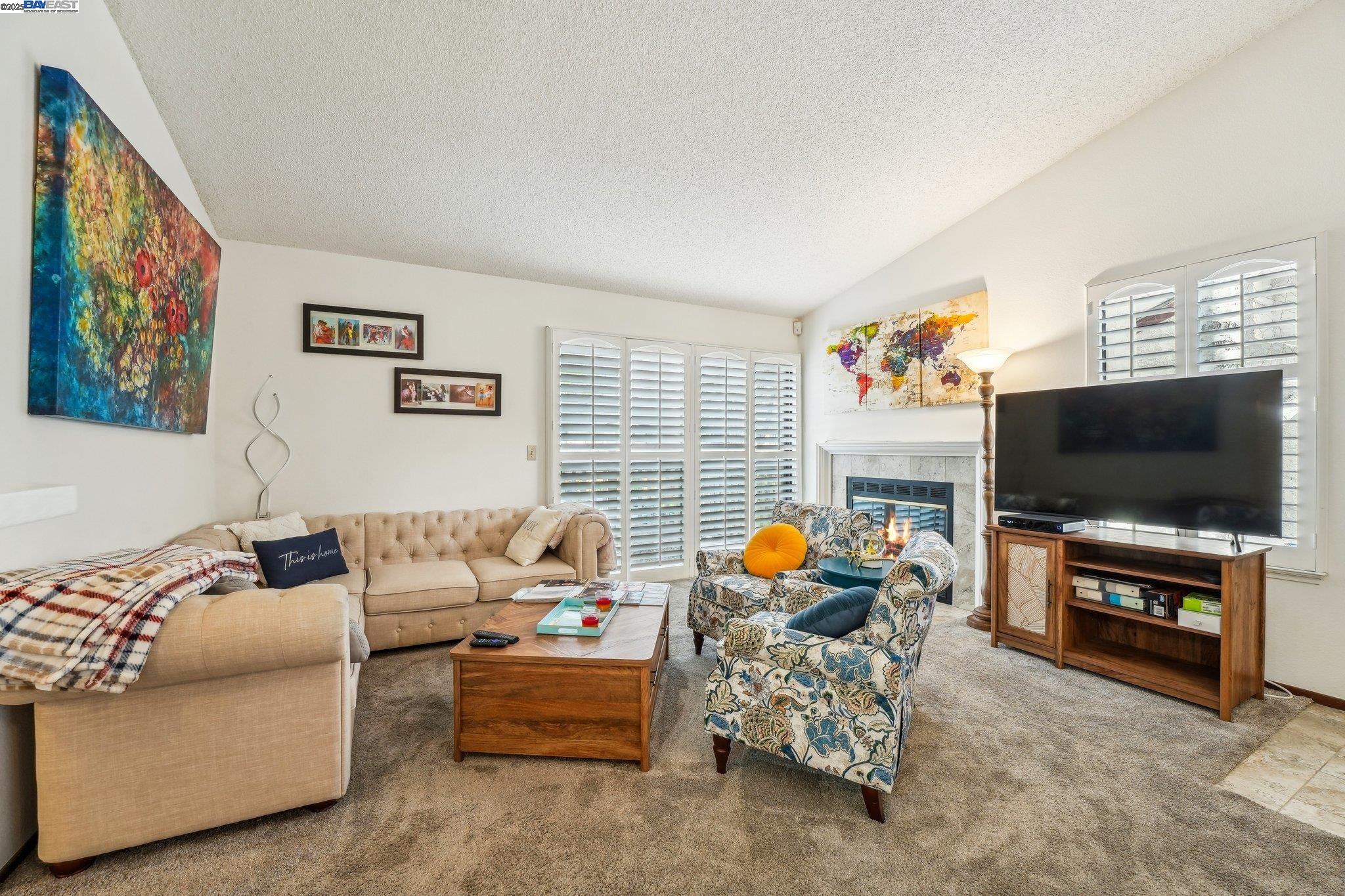 Detail Gallery Image 3 of 24 For 38764 Huntington Cir, Fremont,  CA 94536 - 2 Beds | 2 Baths