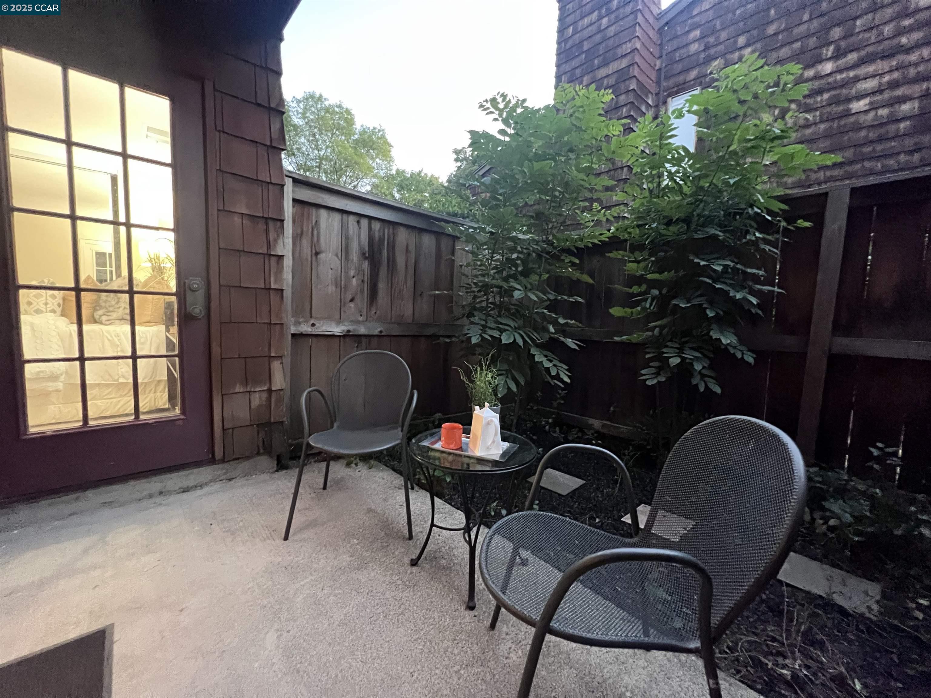 Detail Gallery Image 24 of 40 For 1455 Latour Ln #37,  Concord,  CA 94521 - 2 Beds | 1 Baths
