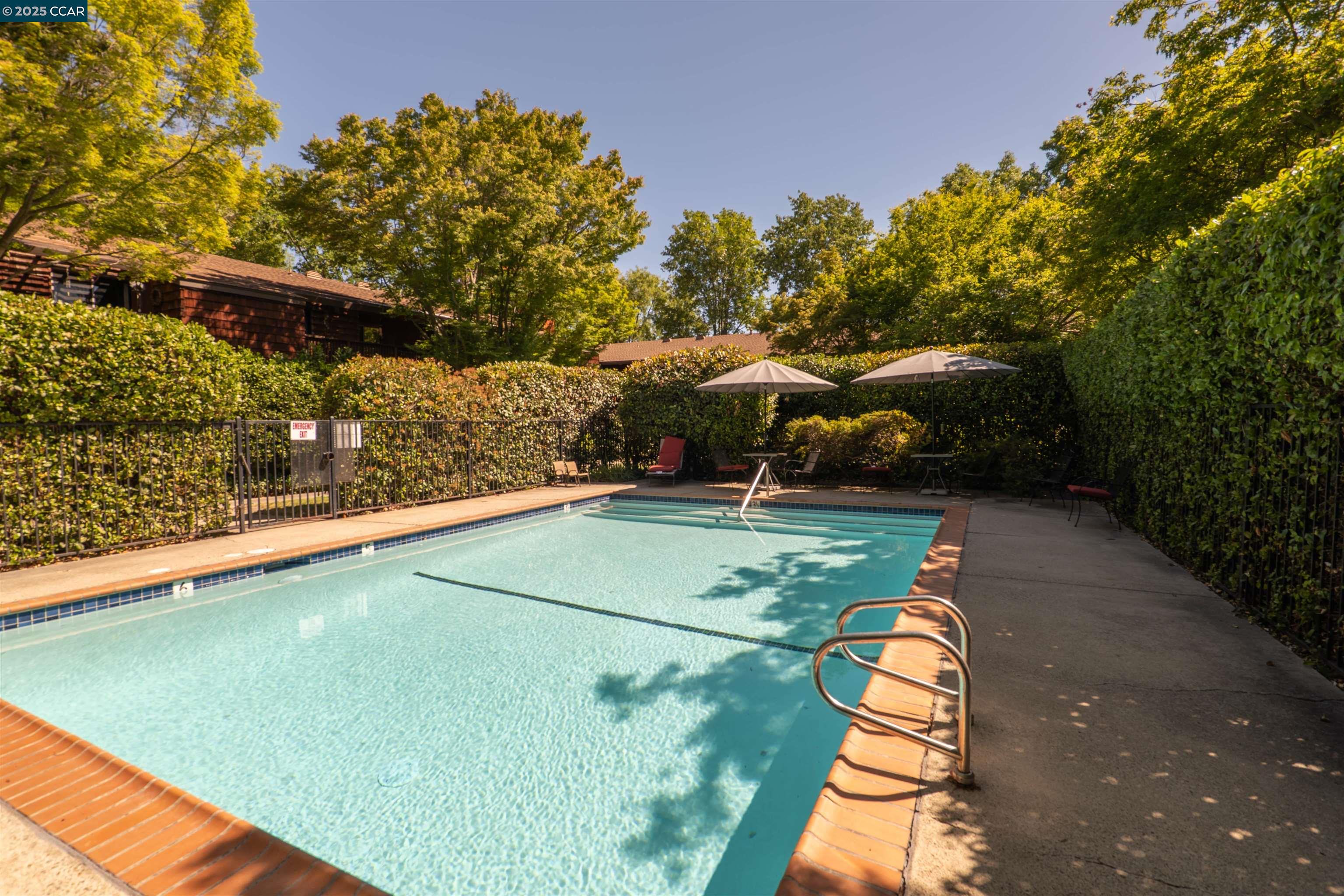 Detail Gallery Image 29 of 40 For 1455 Latour Ln #37,  Concord,  CA 94521 - 2 Beds | 1 Baths