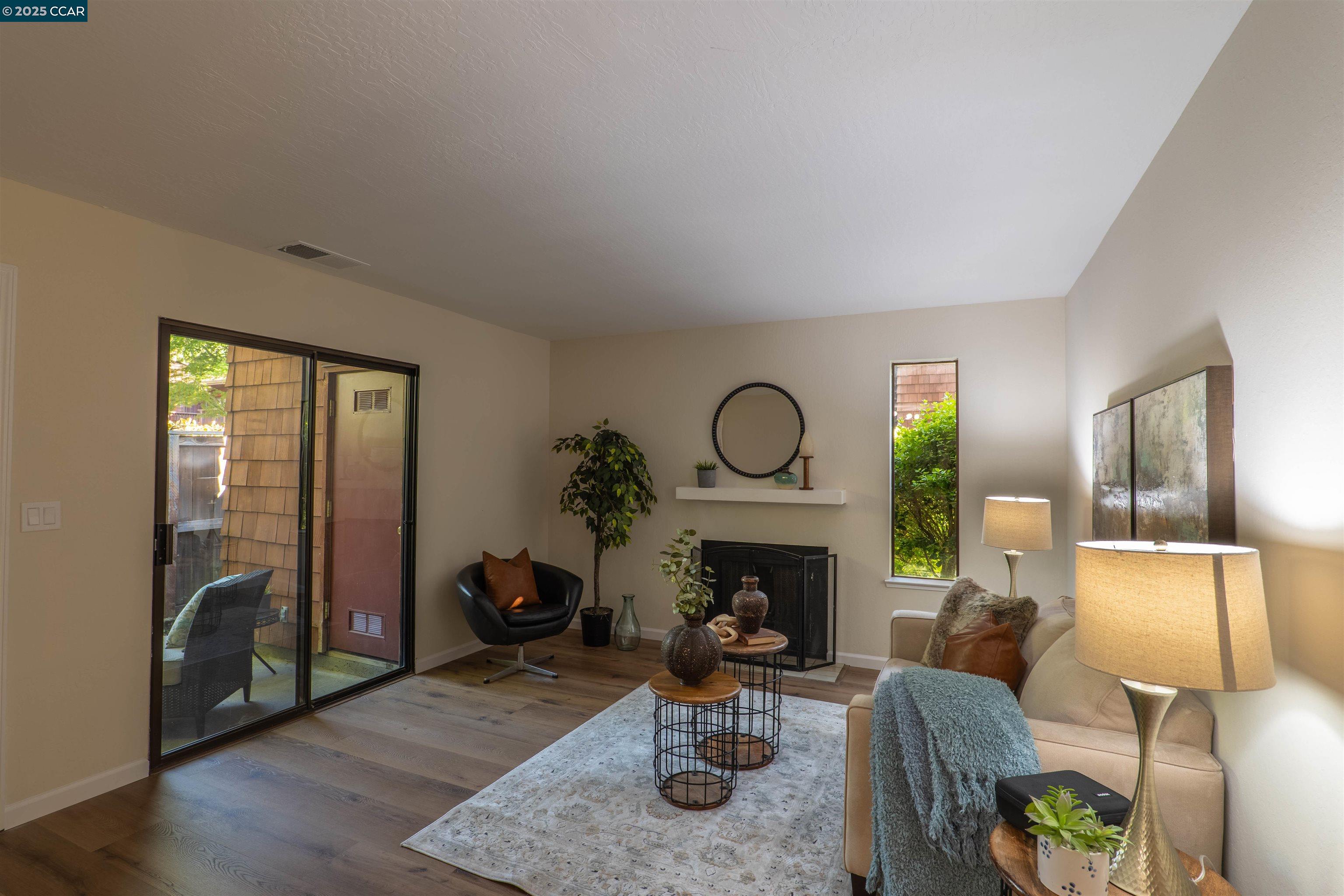 Photo #6: 41096583 Listing 