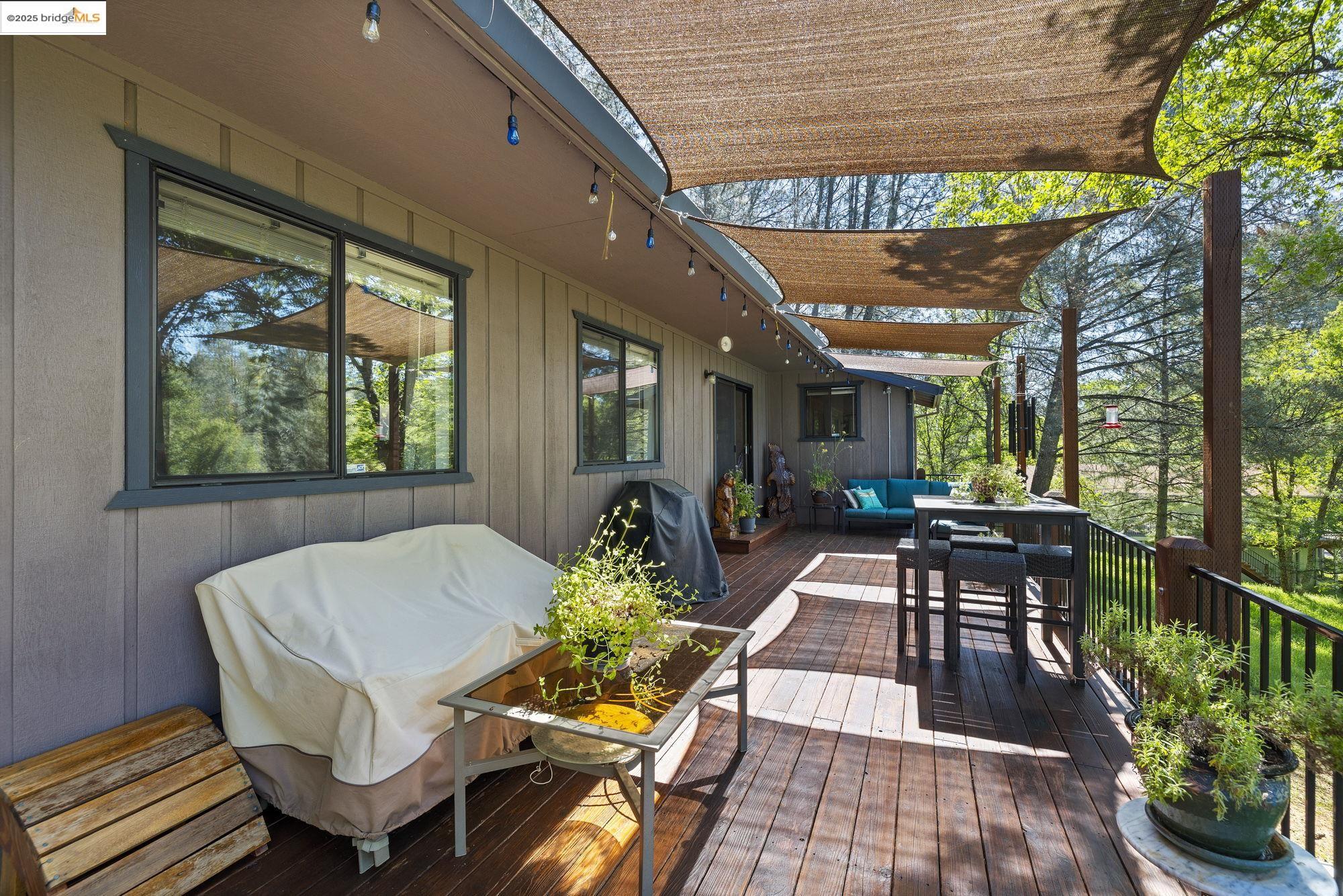 Detail Gallery Image 5 of 54 For 20790 Crescent Way, Groveland,  CA 95321-9427 - 3 Beds | 3 Baths