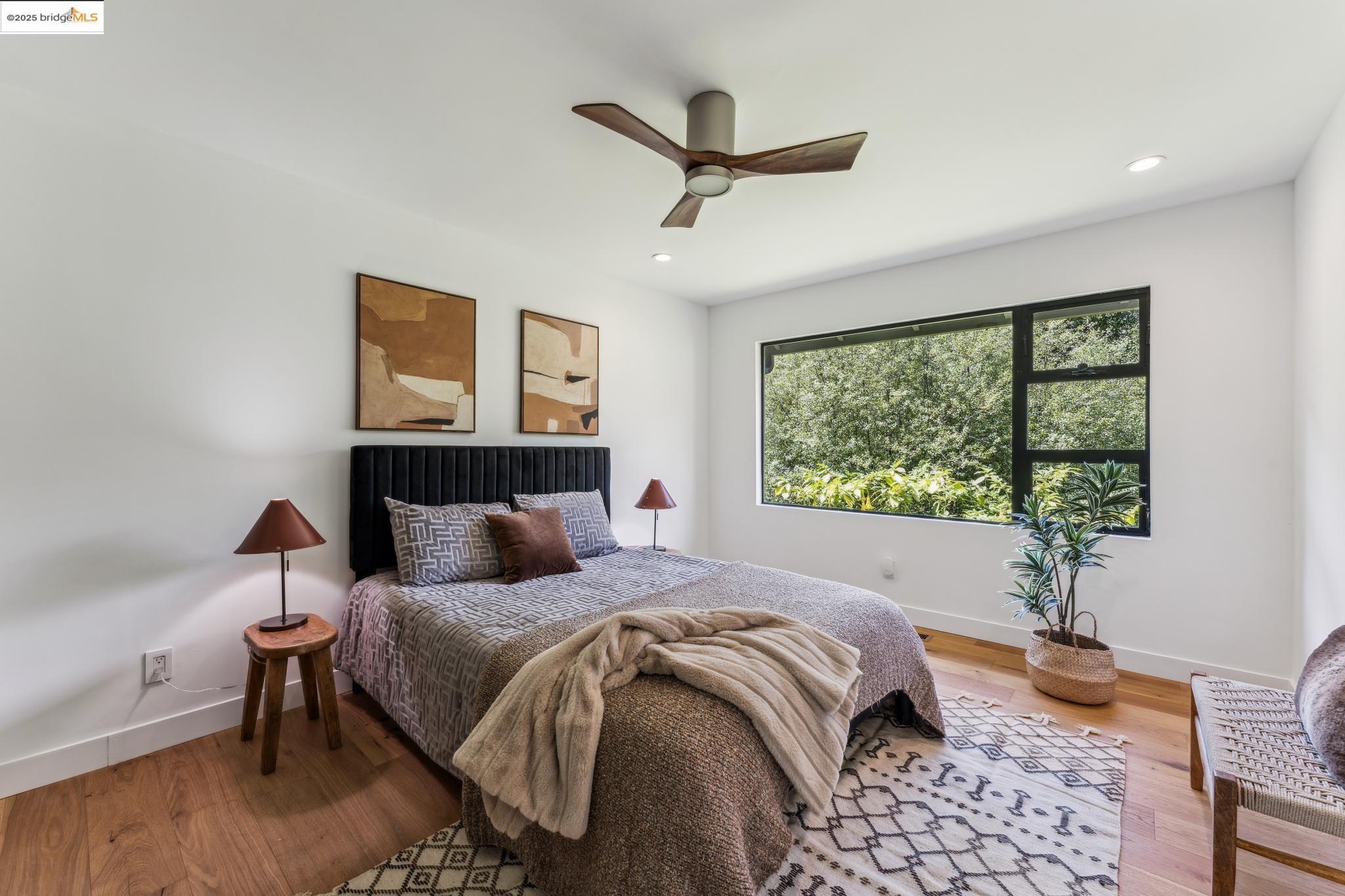 Detail Gallery Image 22 of 60 For 6353 Westover Drive, Oakland,  CA 94611 - 3 Beds | 2 Baths
