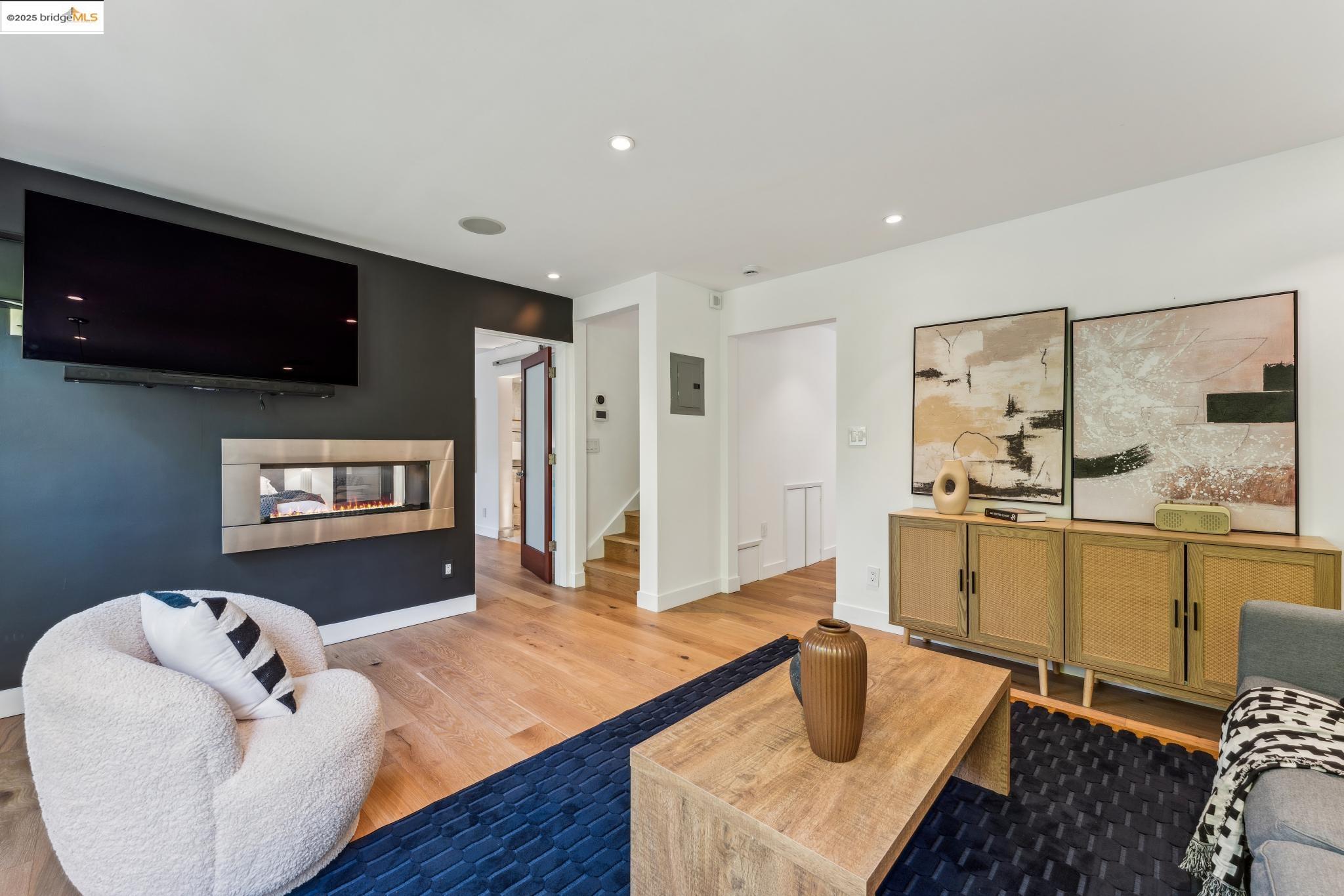 Detail Gallery Image 30 of 60 For 6353 Westover Drive, Oakland,  CA 94611 - 3 Beds | 2 Baths