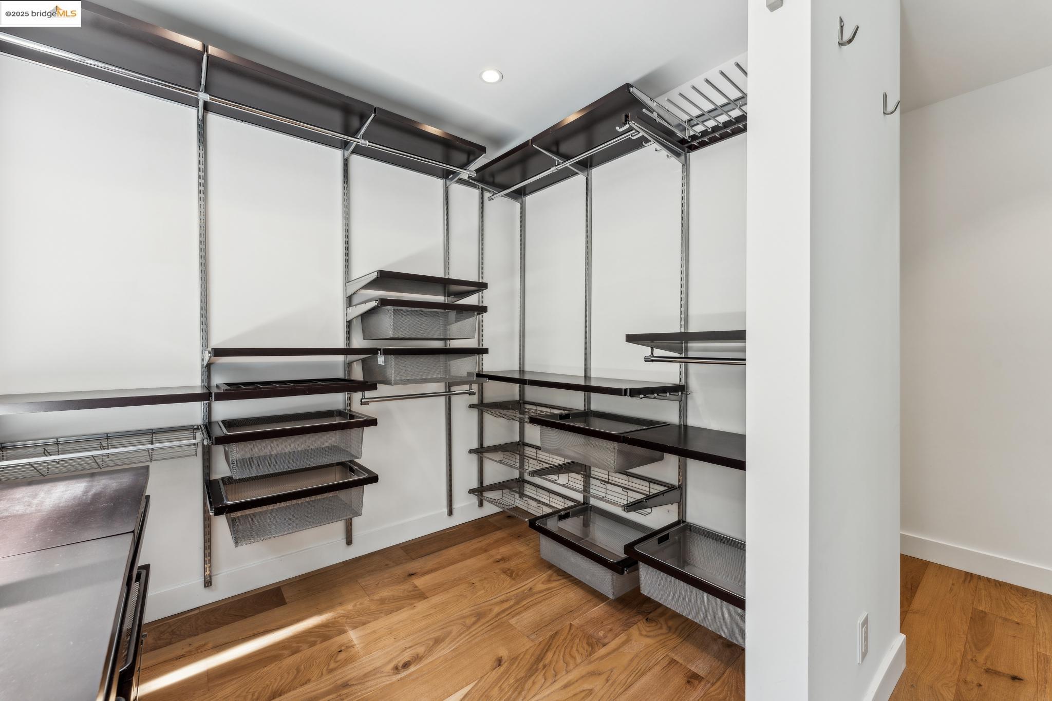 Detail Gallery Image 31 of 60 For 6353 Westover Drive, Oakland,  CA 94611 - 3 Beds | 2 Baths