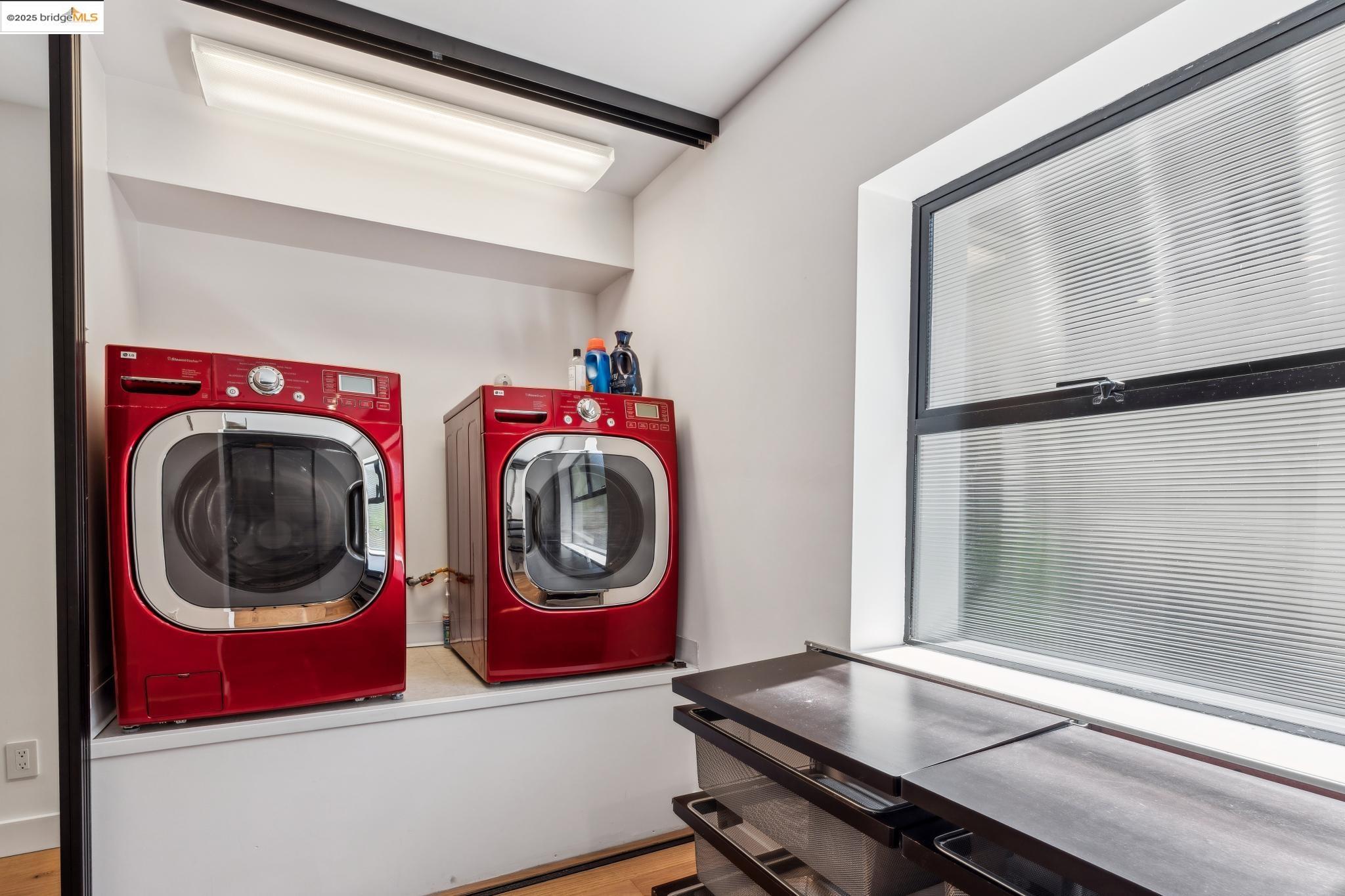 Detail Gallery Image 32 of 60 For 6353 Westover Drive, Oakland,  CA 94611 - 3 Beds | 2 Baths