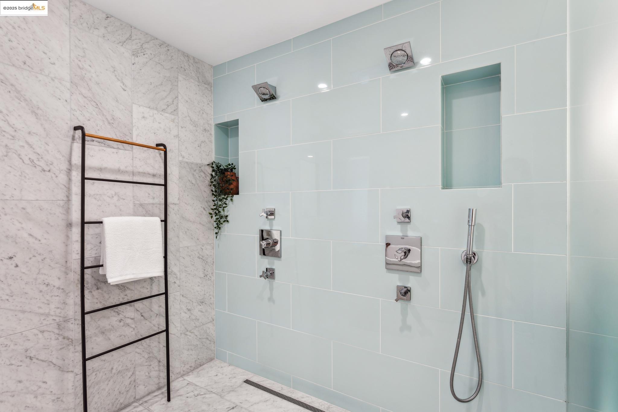 Detail Gallery Image 39 of 60 For 6353 Westover Drive, Oakland,  CA 94611 - 3 Beds | 2 Baths