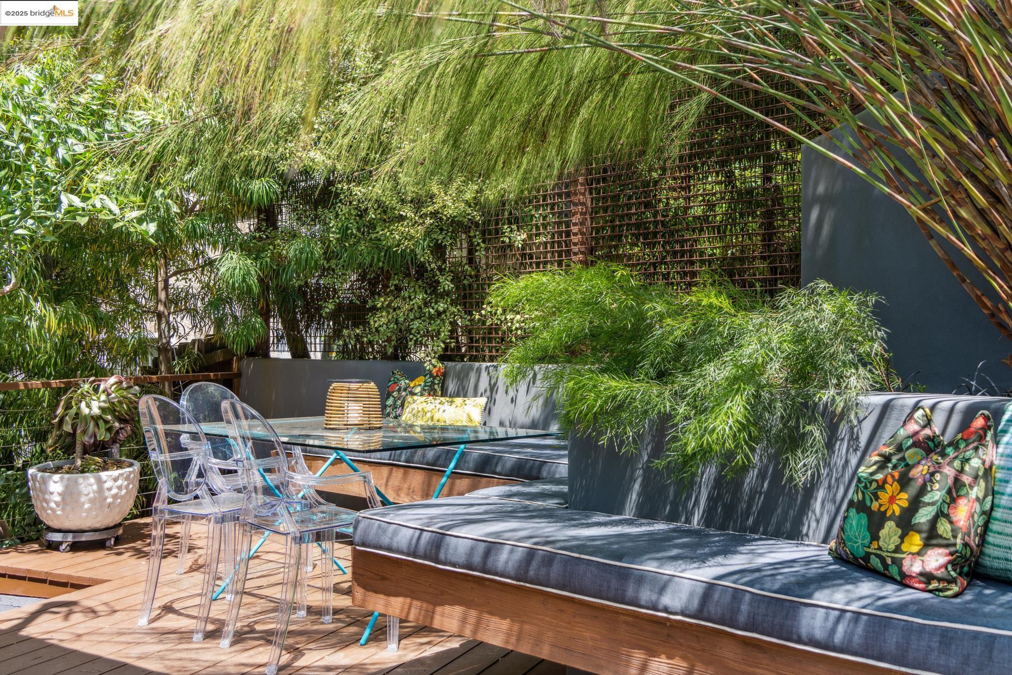 Detail Gallery Image 46 of 60 For 6353 Westover Drive, Oakland,  CA 94611 - 3 Beds | 2 Baths