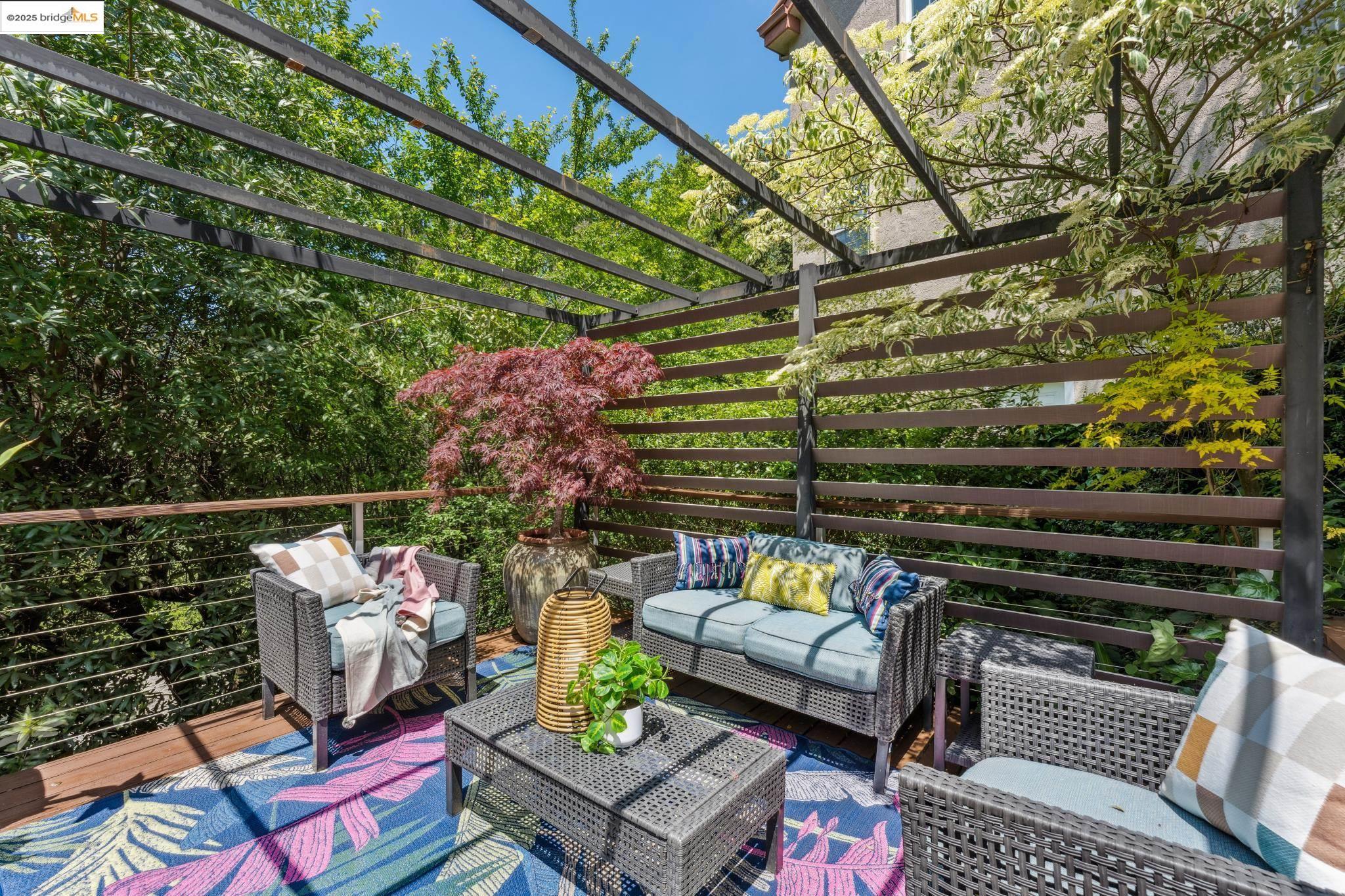 Detail Gallery Image 52 of 60 For 6353 Westover Drive, Oakland,  CA 94611 - 3 Beds | 2 Baths