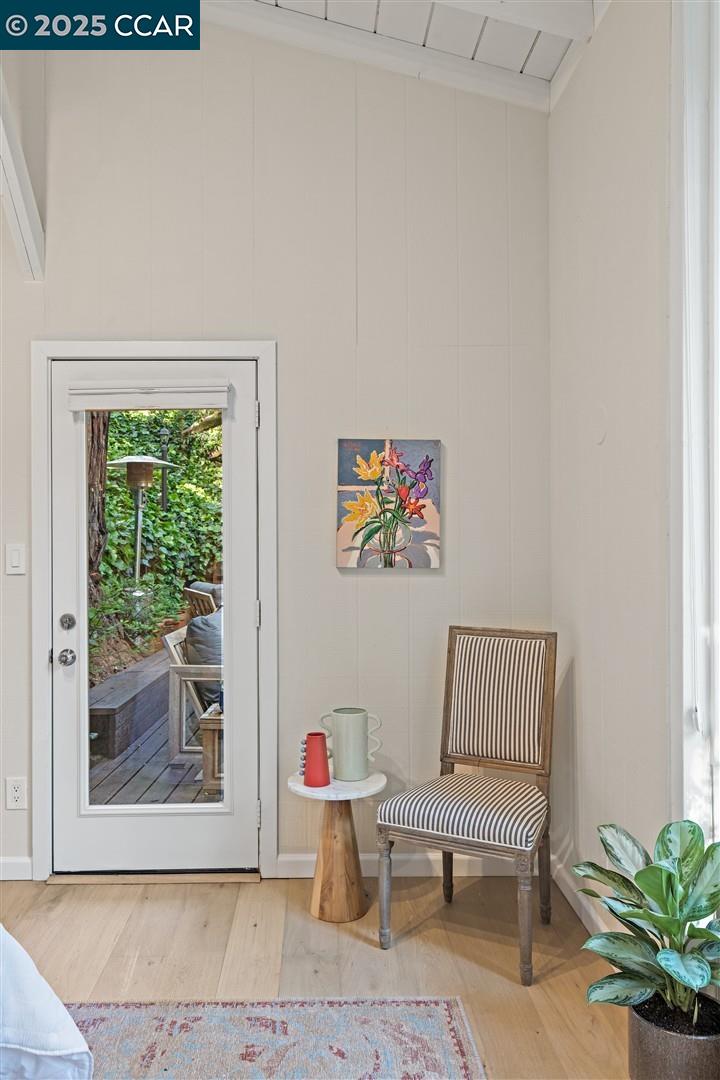 Detail Gallery Image 25 of 49 For 264 Madrone Ave, Larkspur,  CA 94939 - 2 Beds | 2 Baths