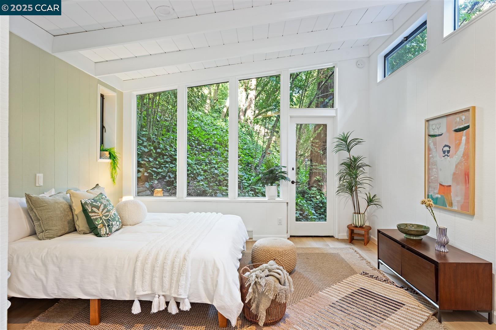 Detail Gallery Image 30 of 49 For 264 Madrone Ave, Larkspur,  CA 94939 - 2 Beds | 2 Baths